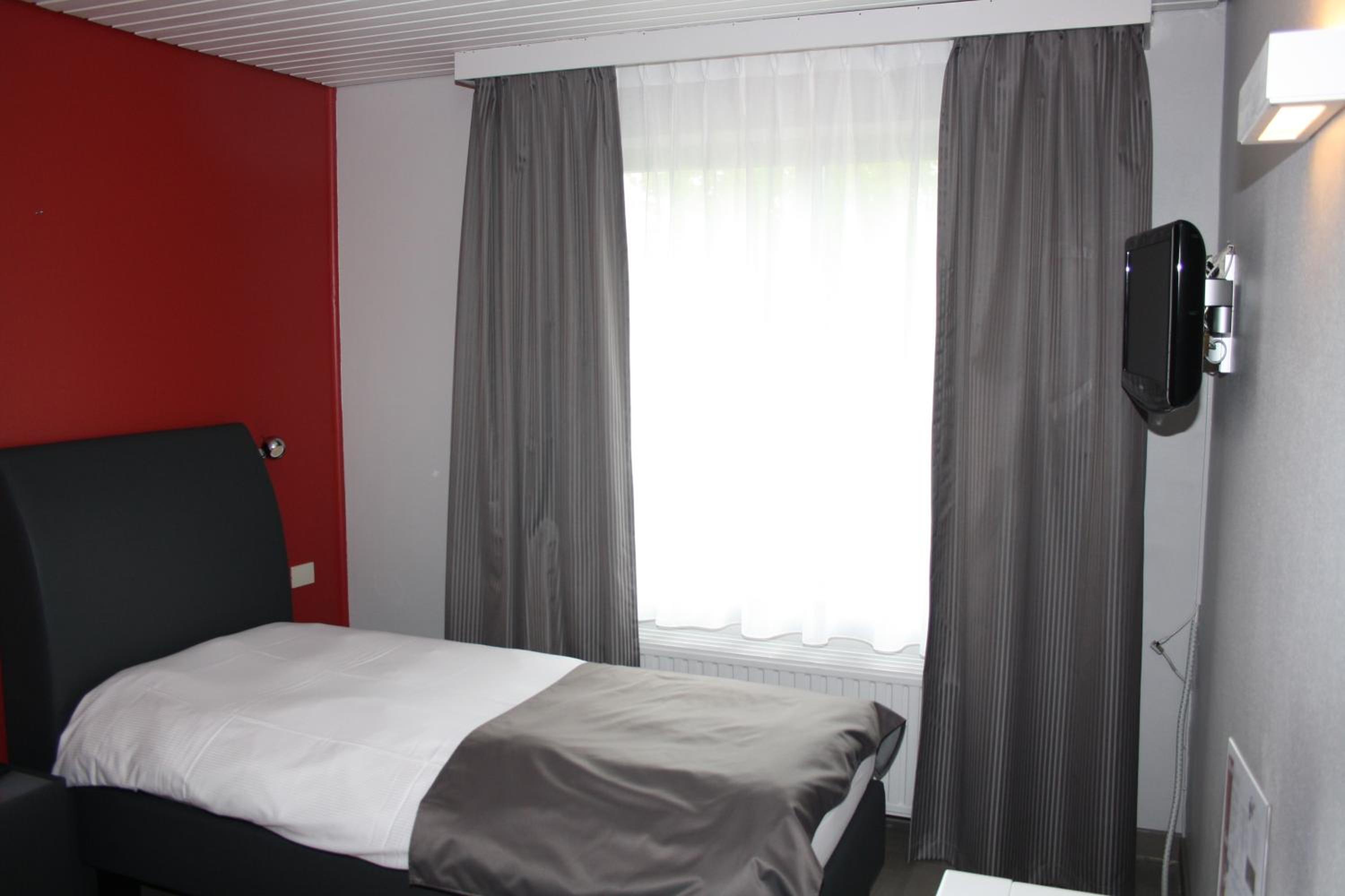 Budget Single Room photo 1