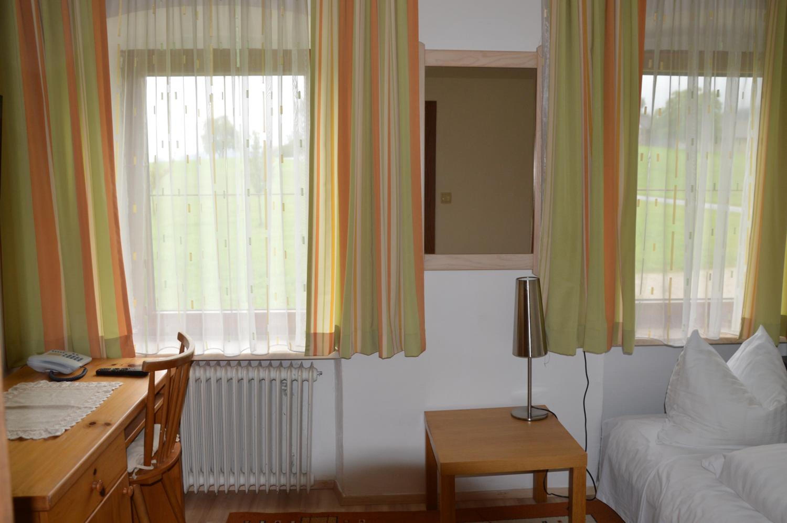 Single Room with Mountain View photo 1
