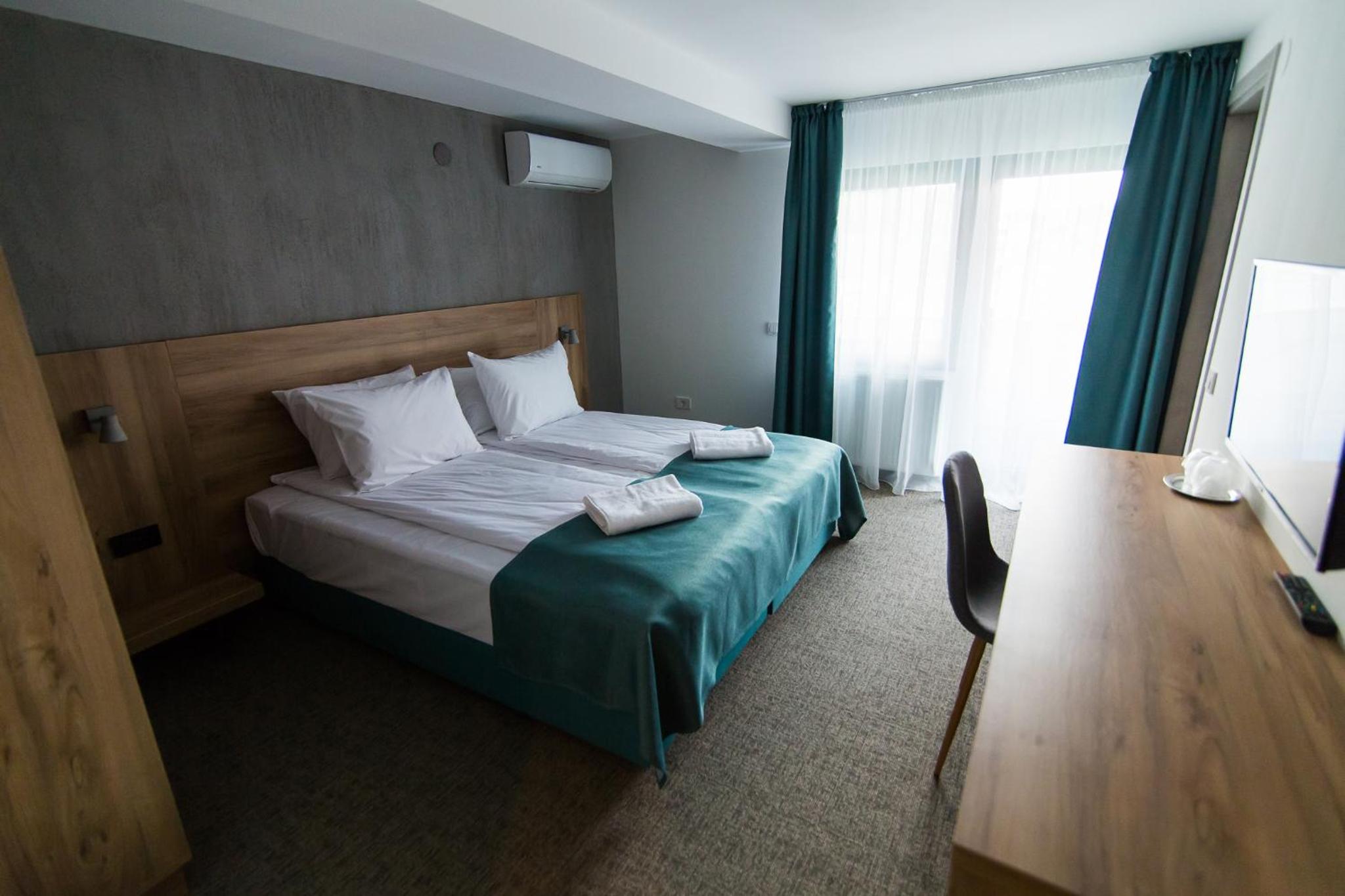 Double Room with Balcony photo 3