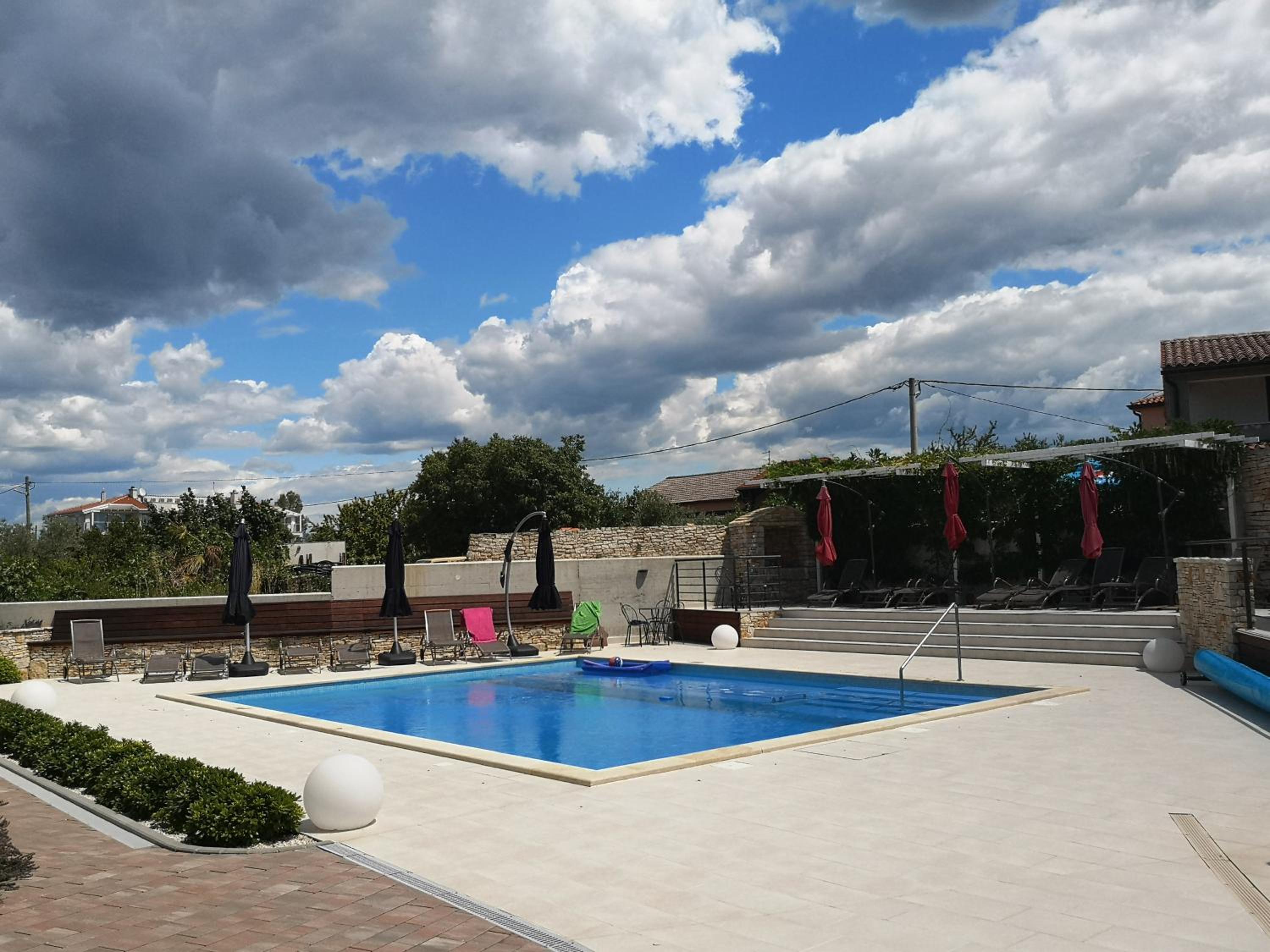 Apartment with Pool View  photo 3