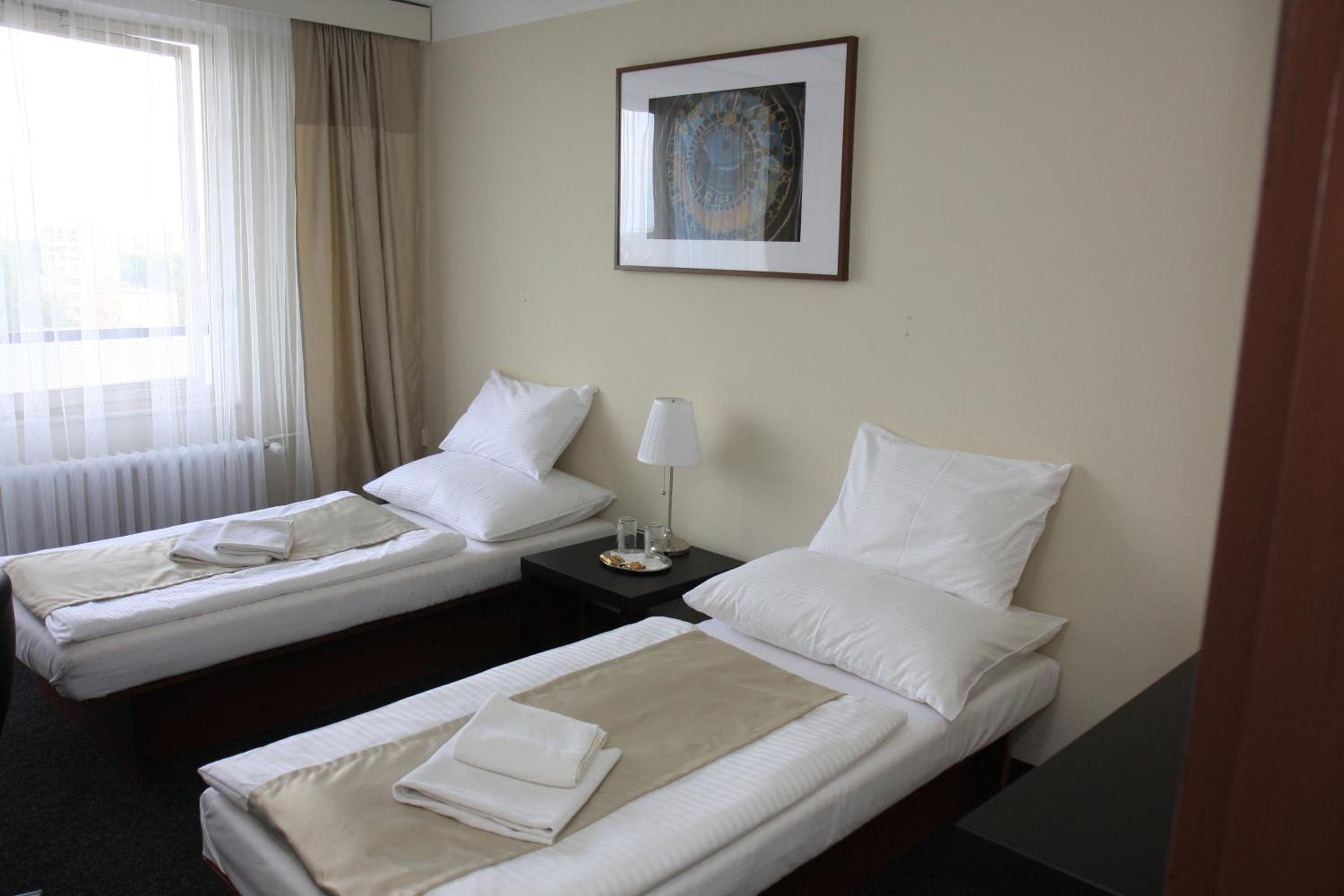 Standard Double or Twin Room photo 1