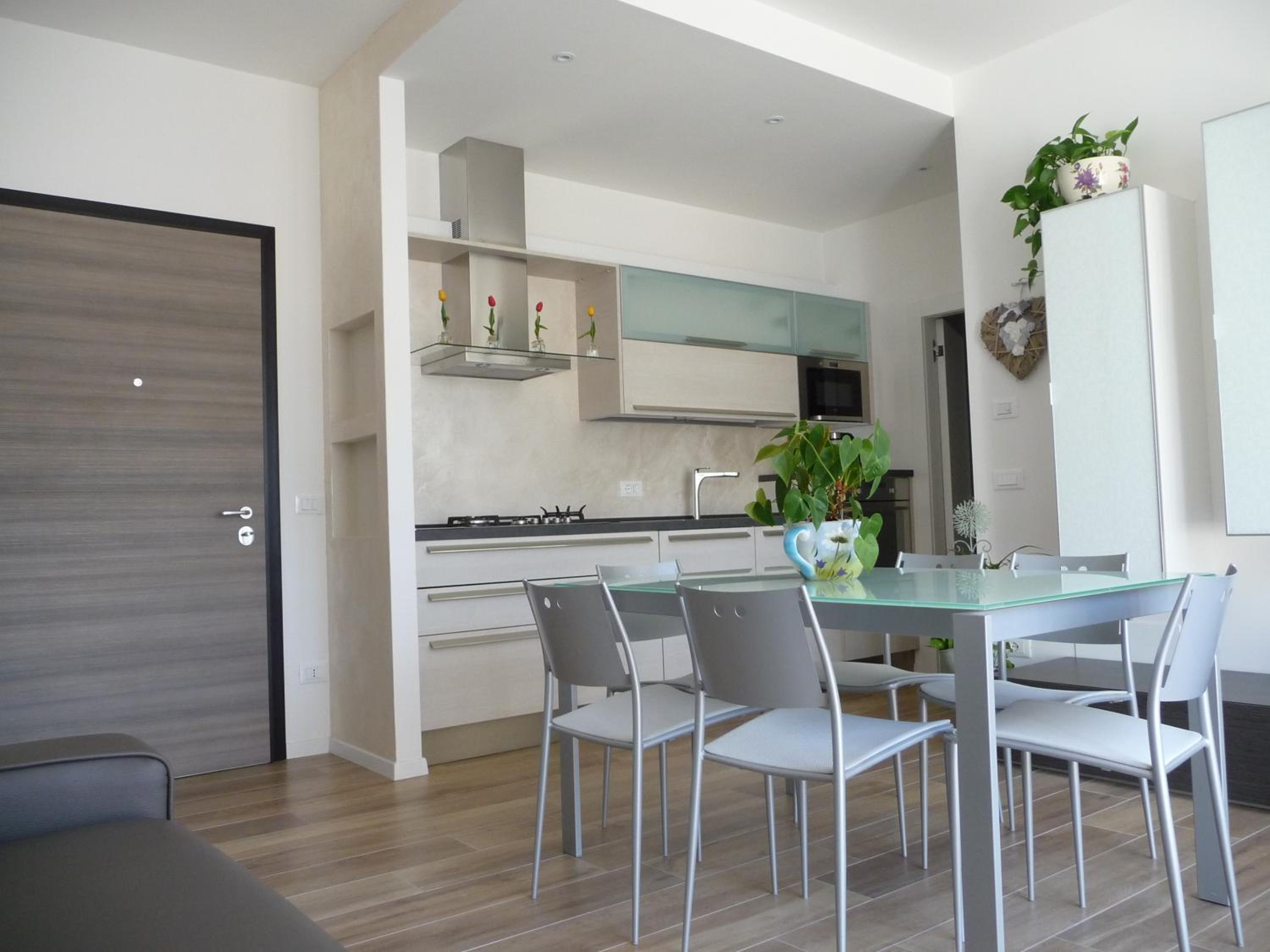 Two-Bedroom House - Photo 19