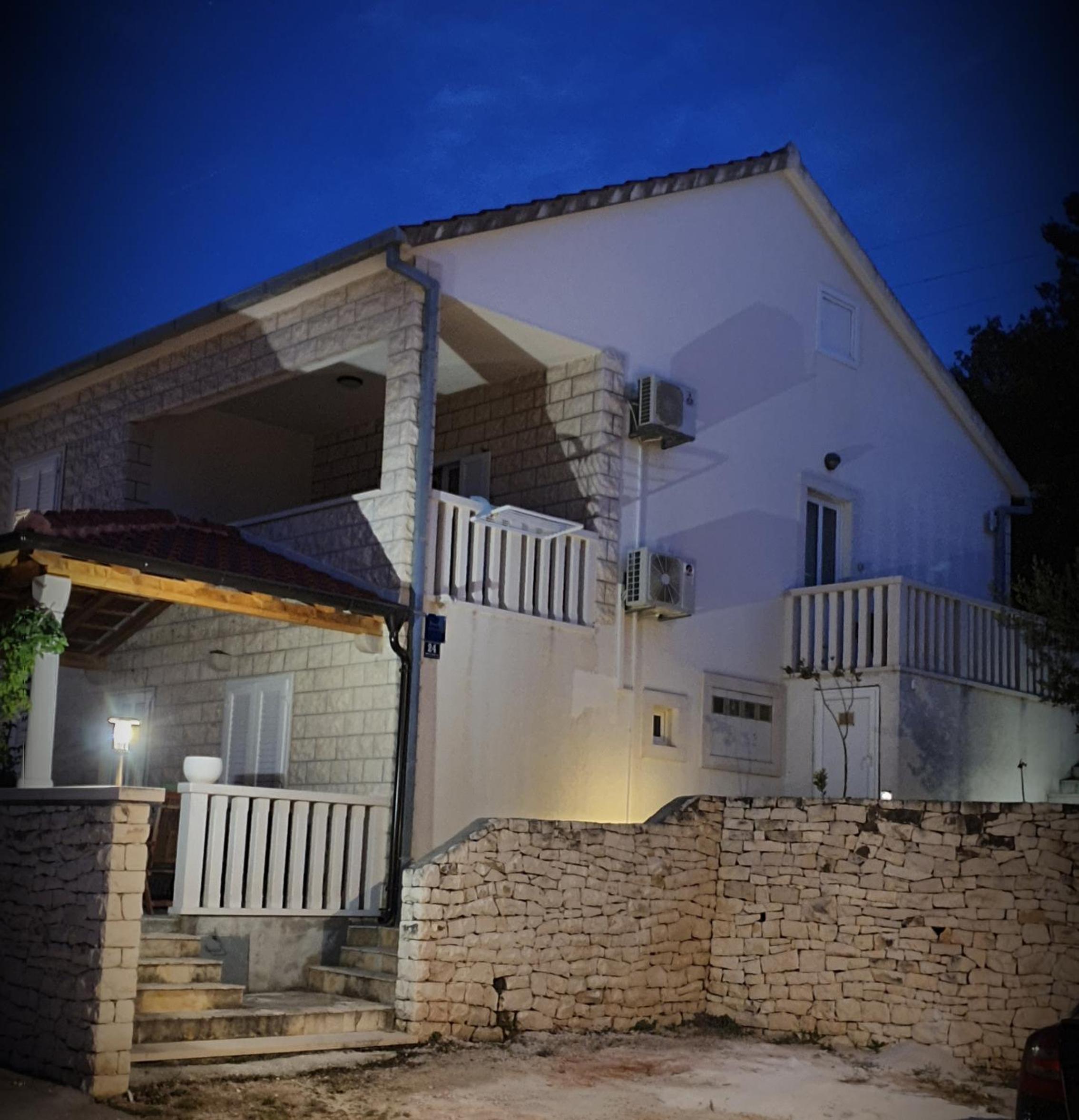 Apartment with Terrace photo 2