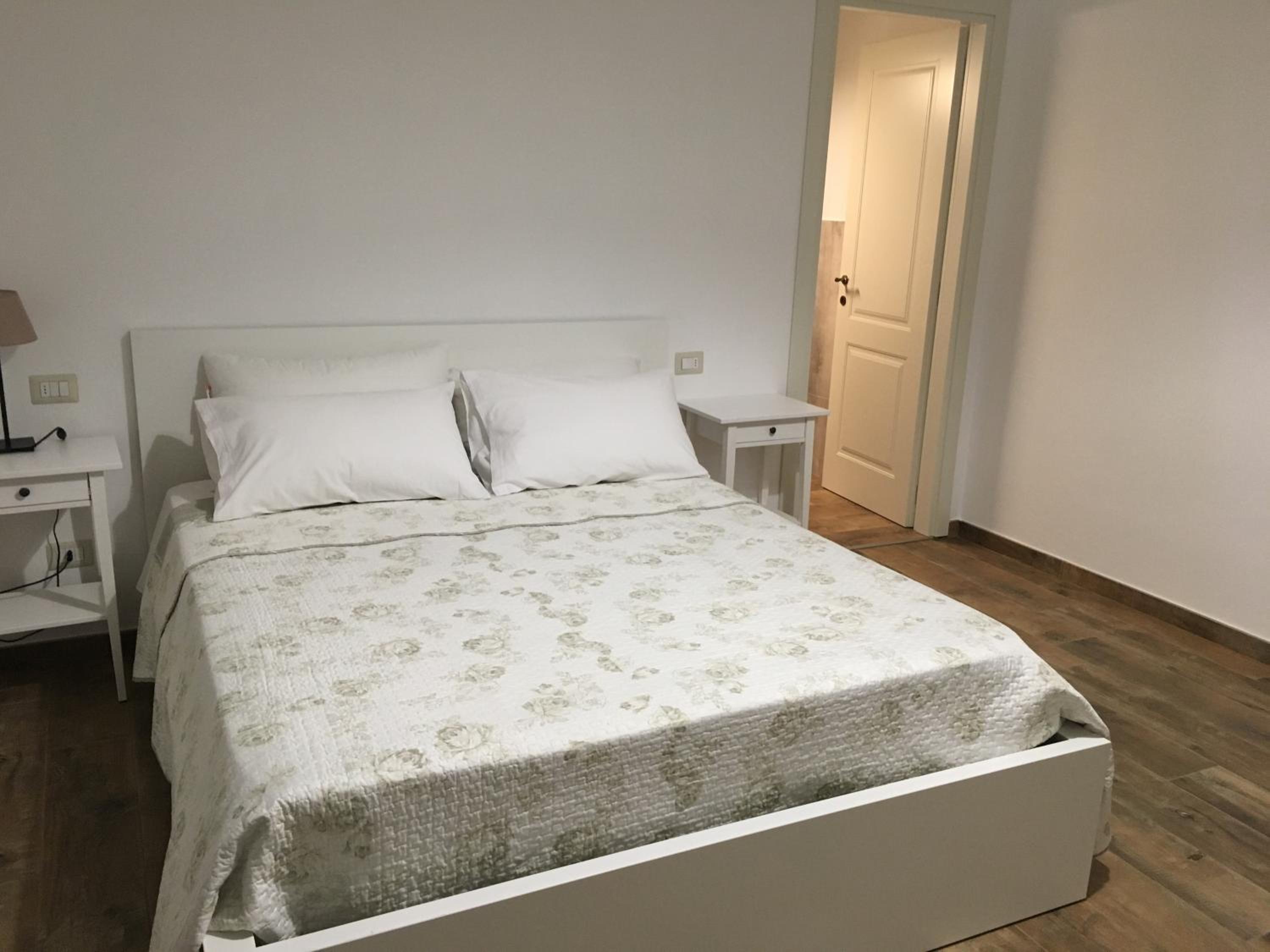 Double Room with Private Bathroom photo 1