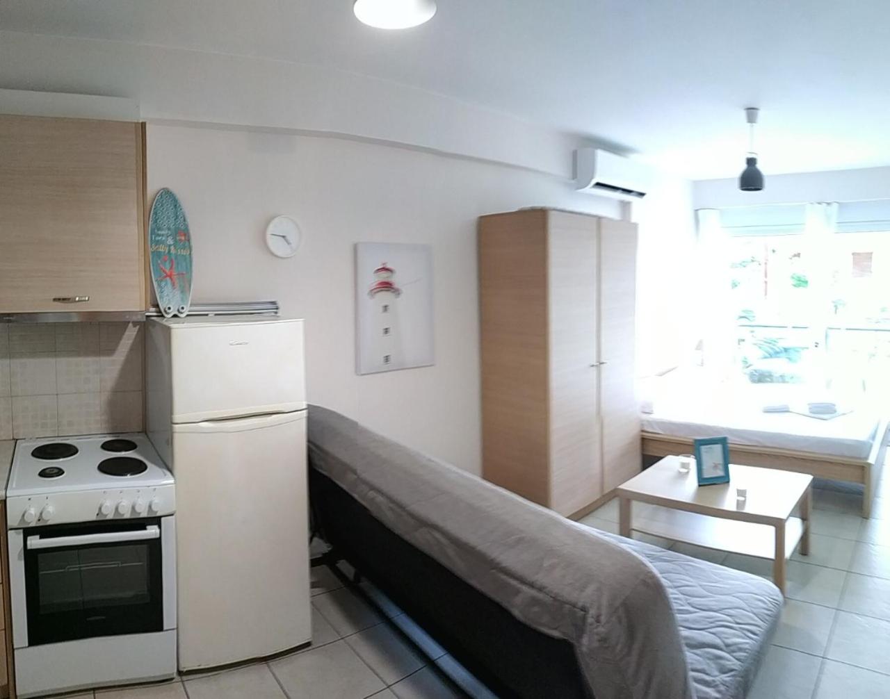 Studio Apartment photo 3