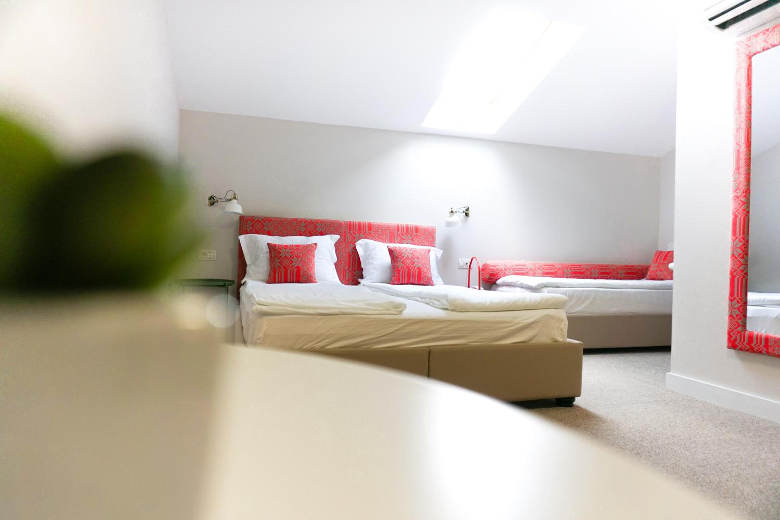 Triple Room - Photo 5