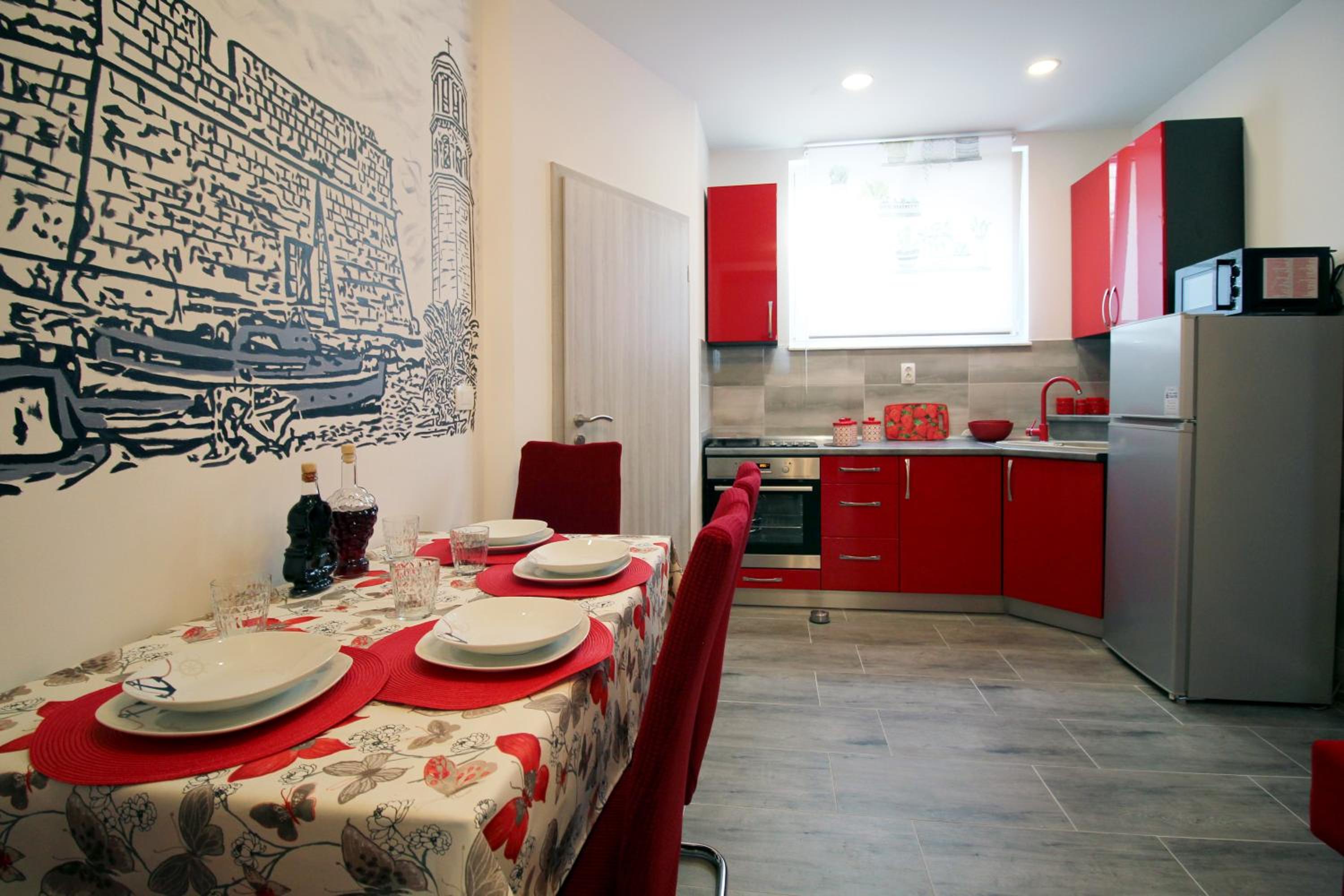 Apartment - Photo 2