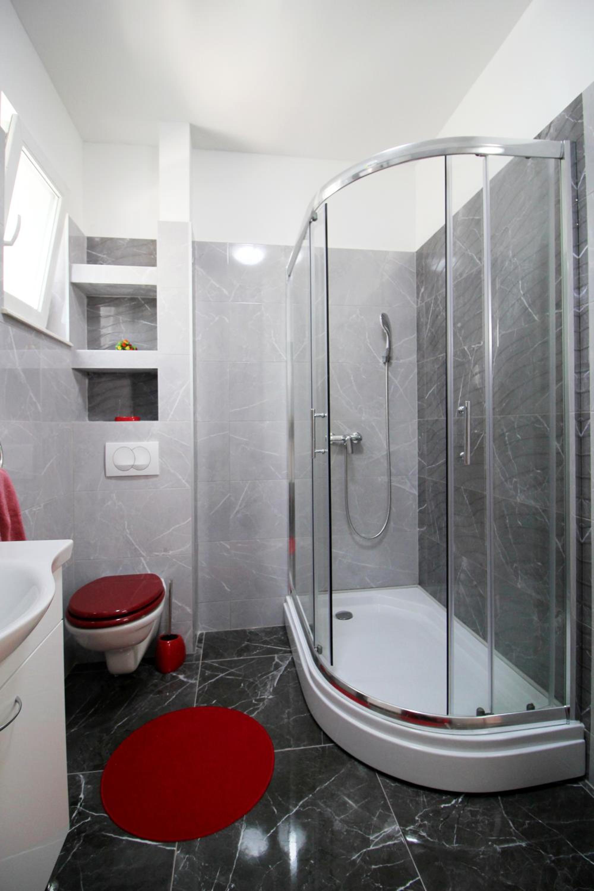 Apartment - Photo 17