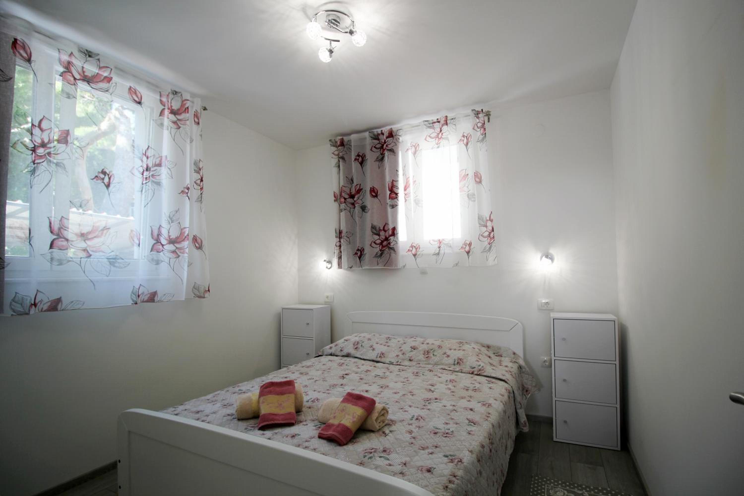Apartment - Photo 38