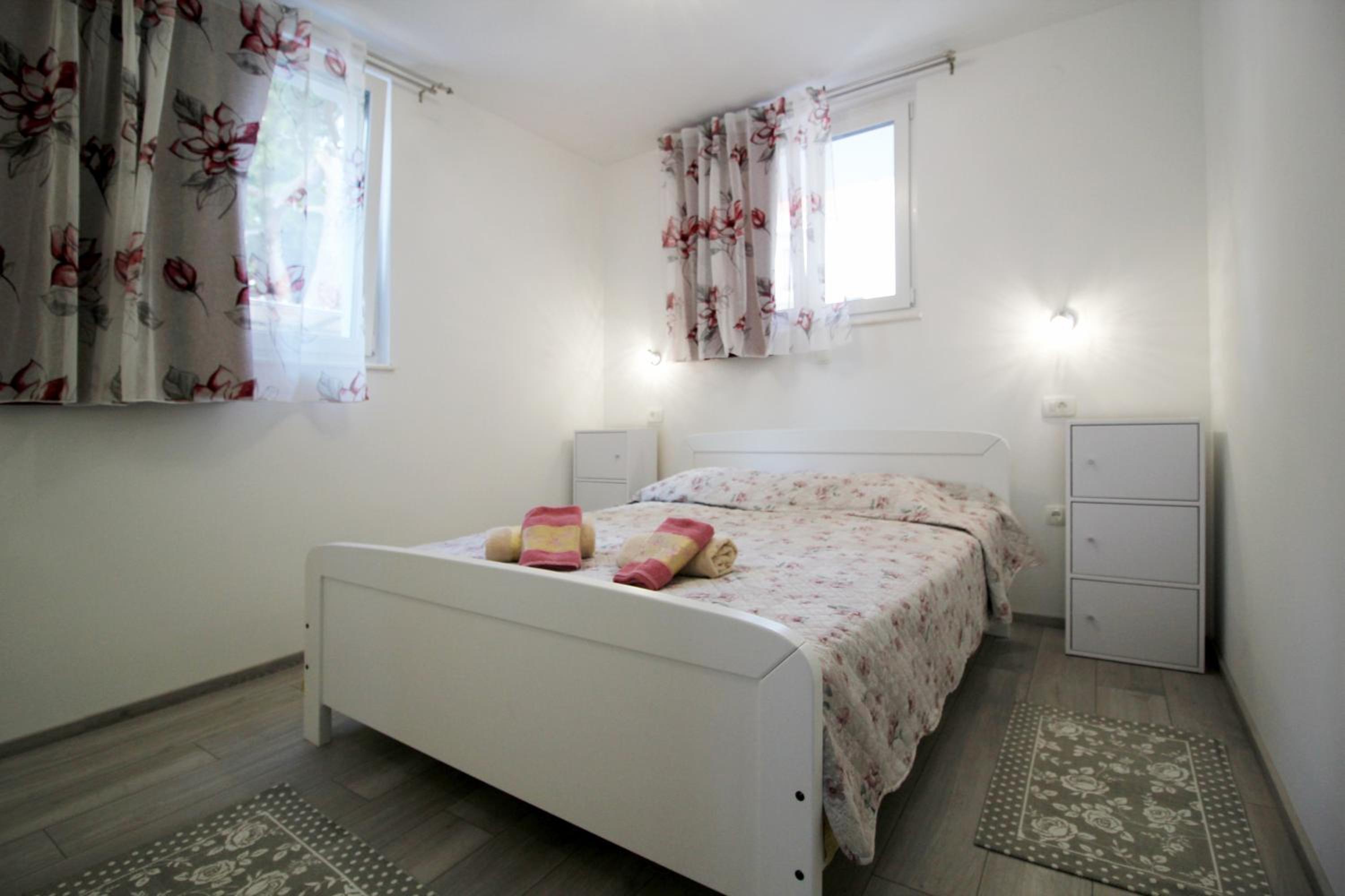 Apartment - Photo 37