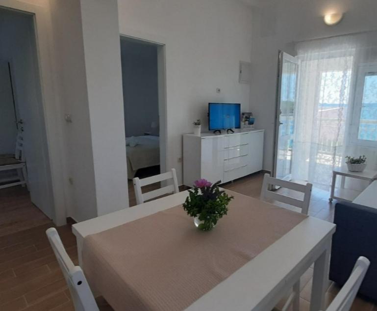 Apartment with Sea View photo 1