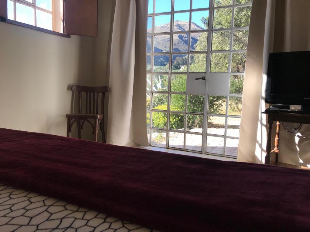 Apartment with Mountain View photo 2
