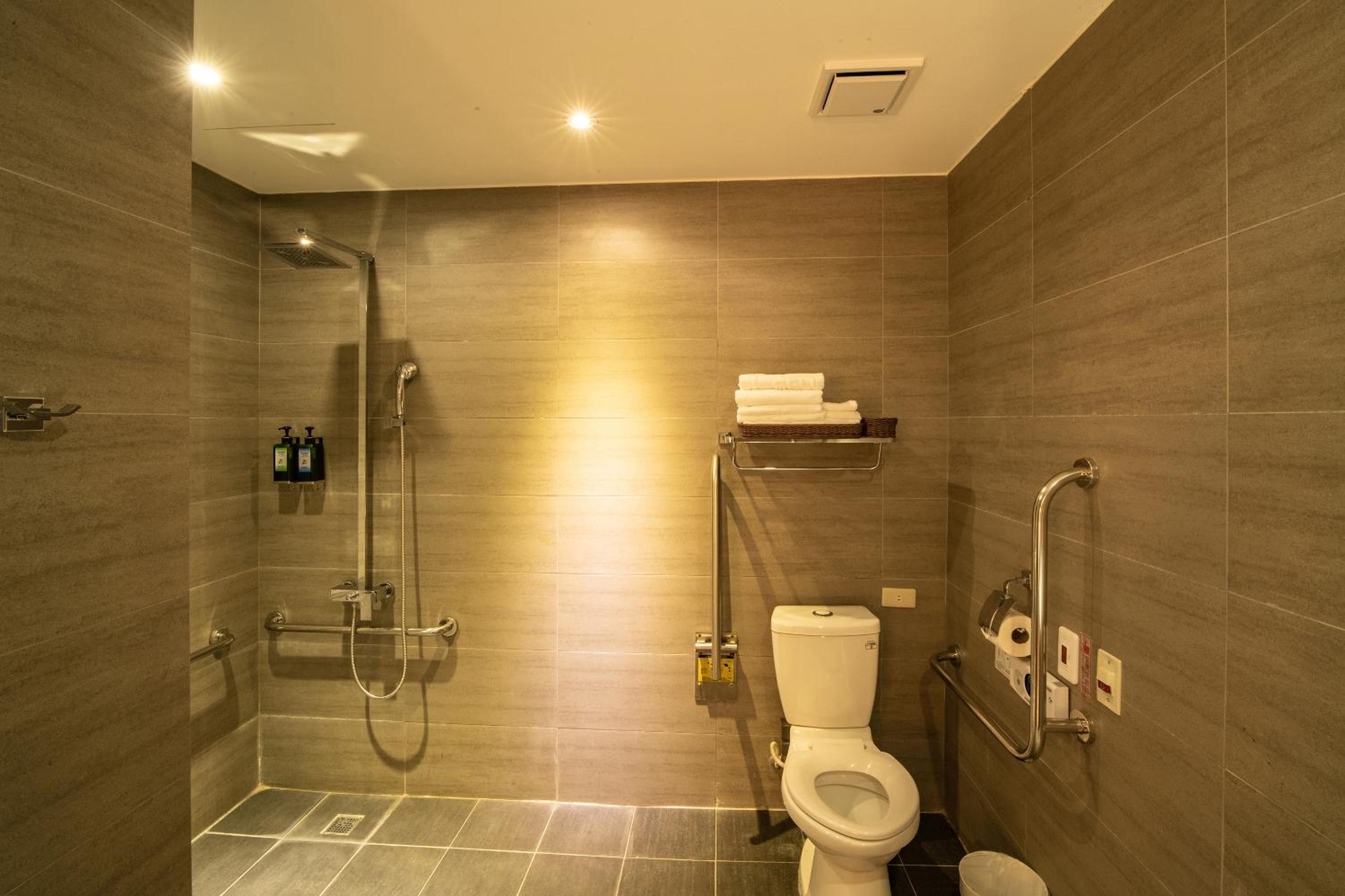 Room Selected at Check-In - Occupancy 2 photo 2