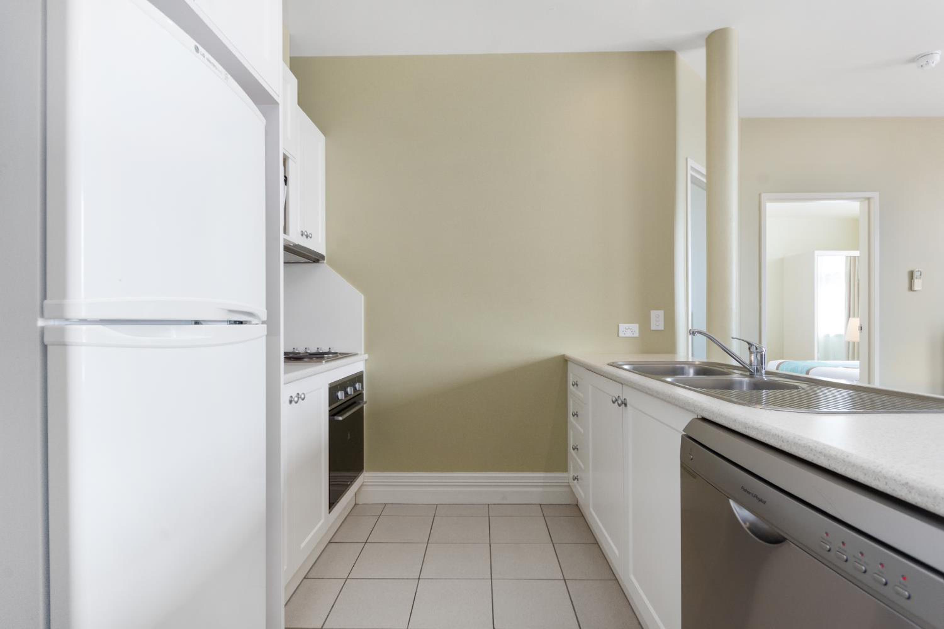 Two-Bedroom Apartment - Photo 4