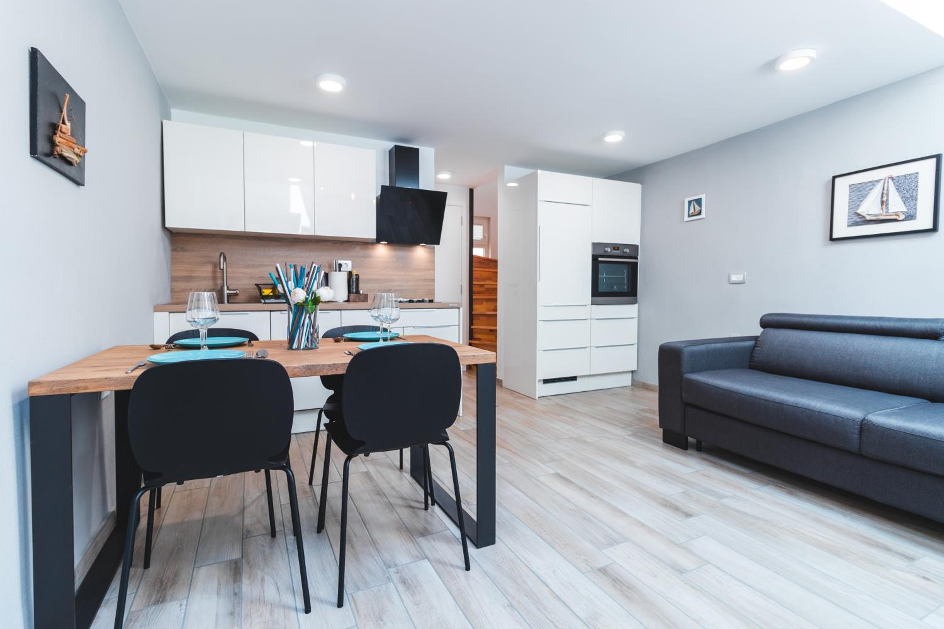 Duplex Apartment photo 2