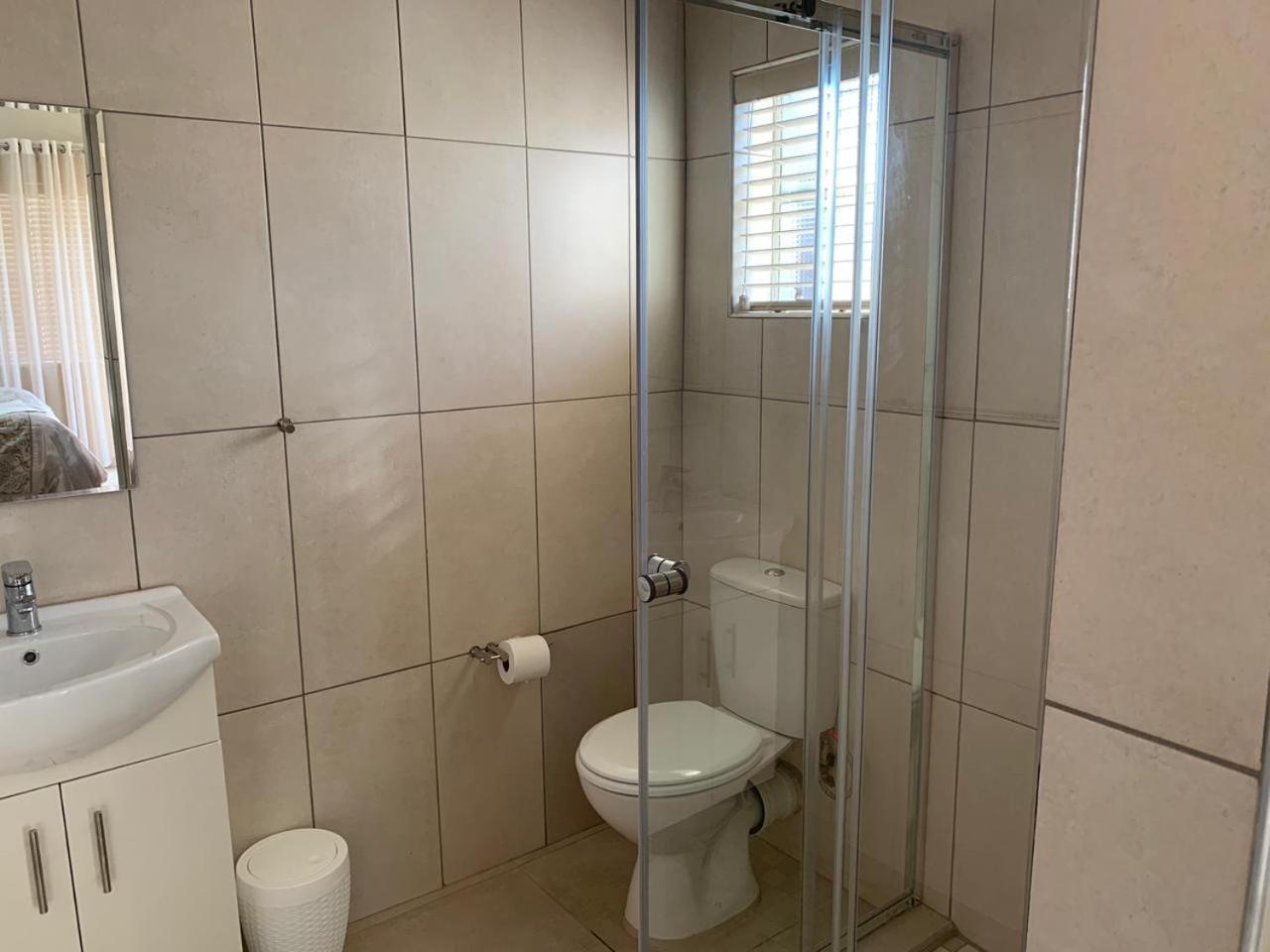 Studio Apartment photo 2