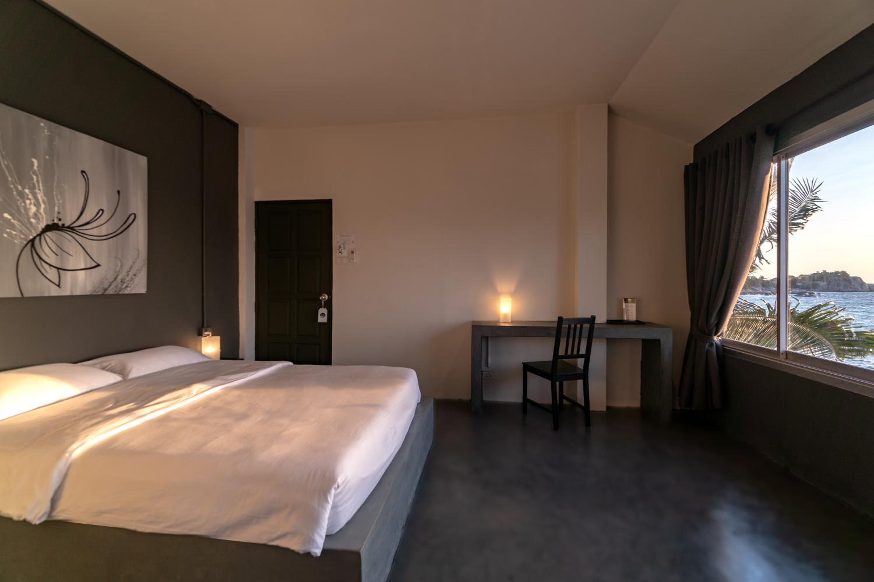 Deluxe Double Room with Sea View