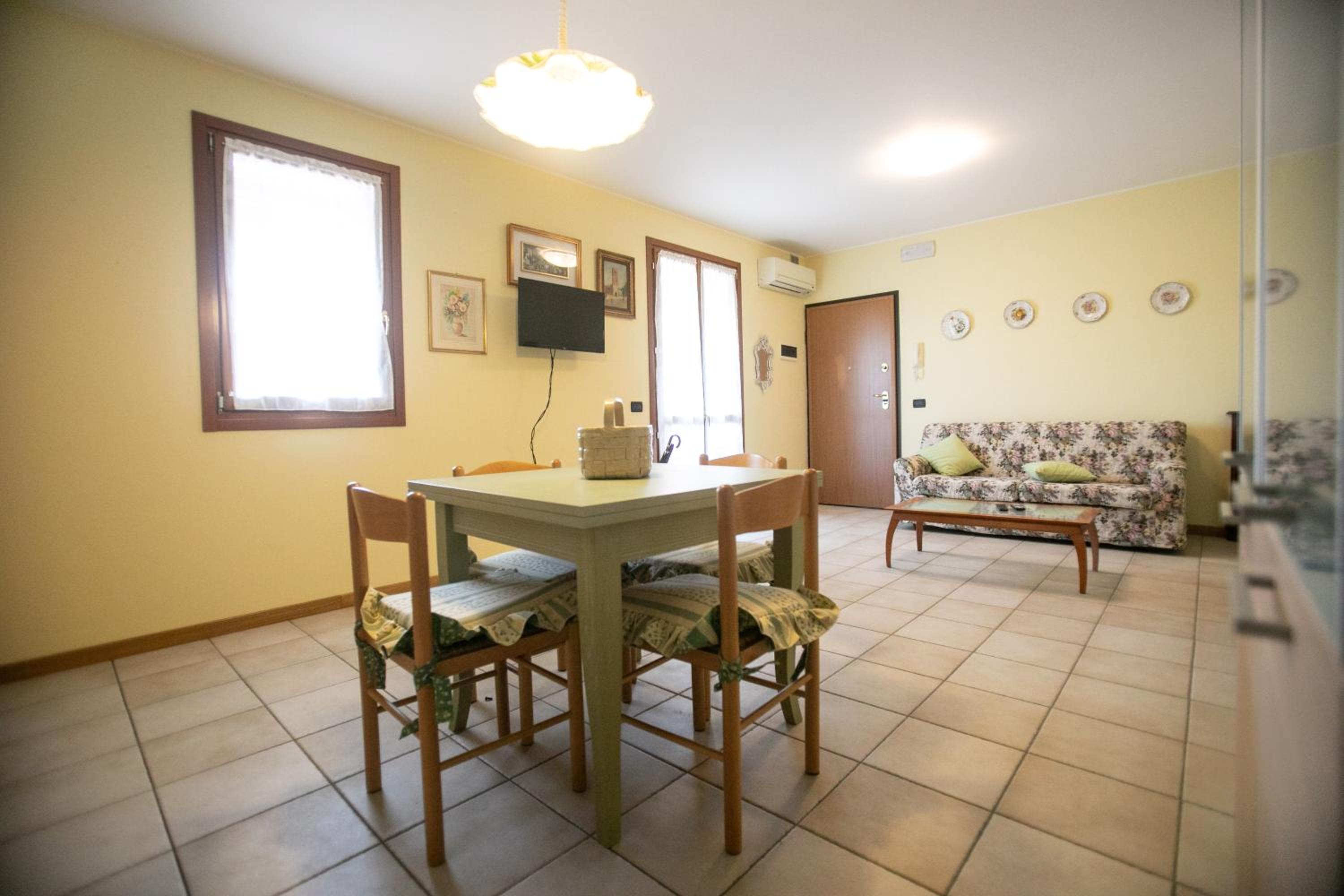 Two-Bedroom Apartment - Photo 11