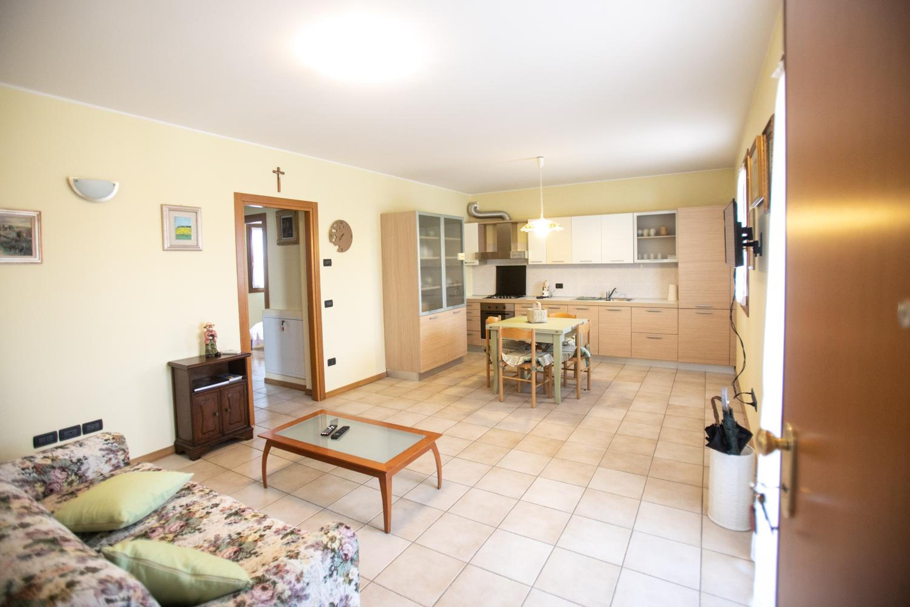 Two-Bedroom Apartment - Photo 10