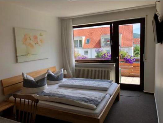 Double or Twin Room - Photo 4