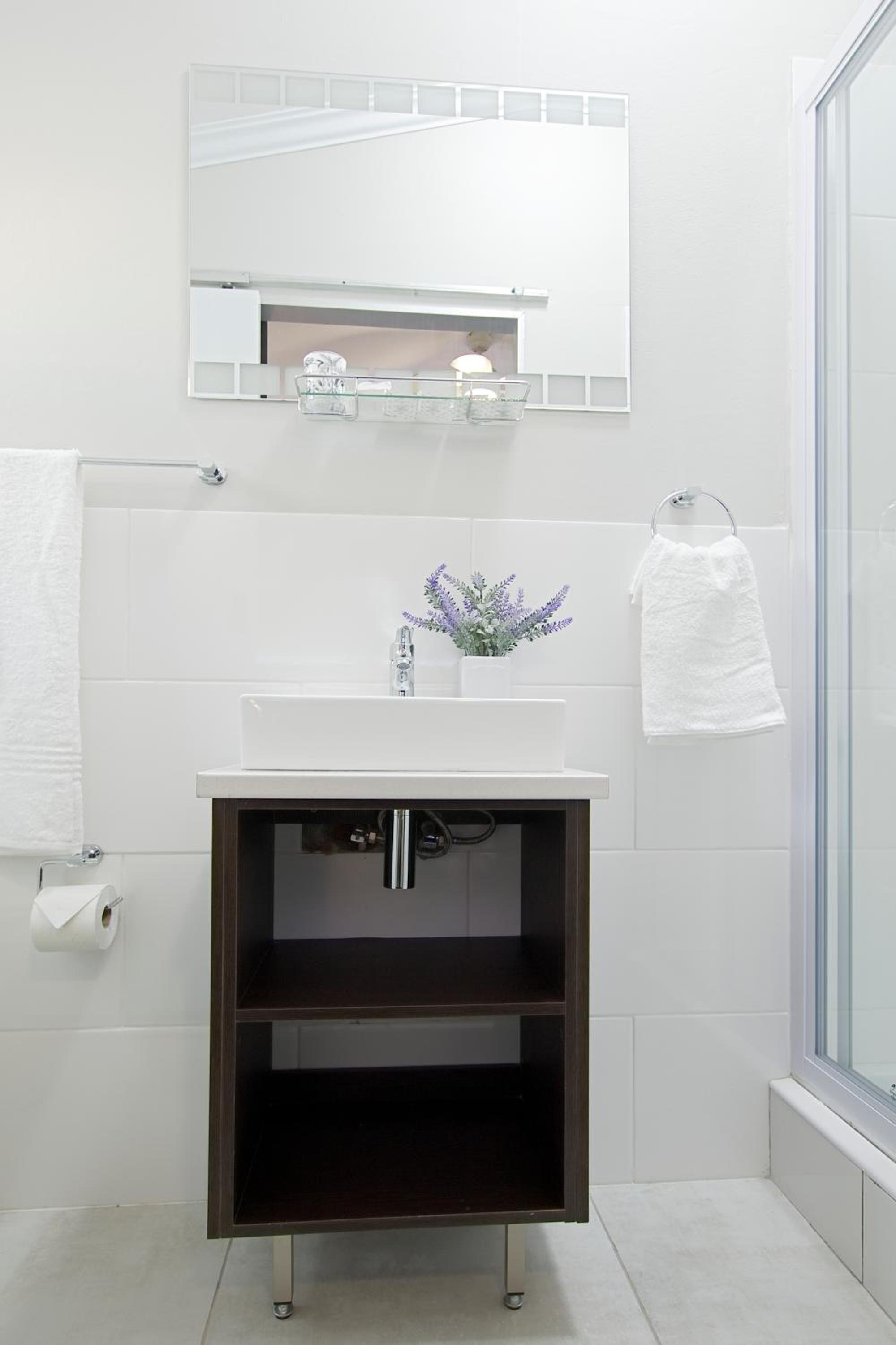 Double Room with Shower - Photo 18