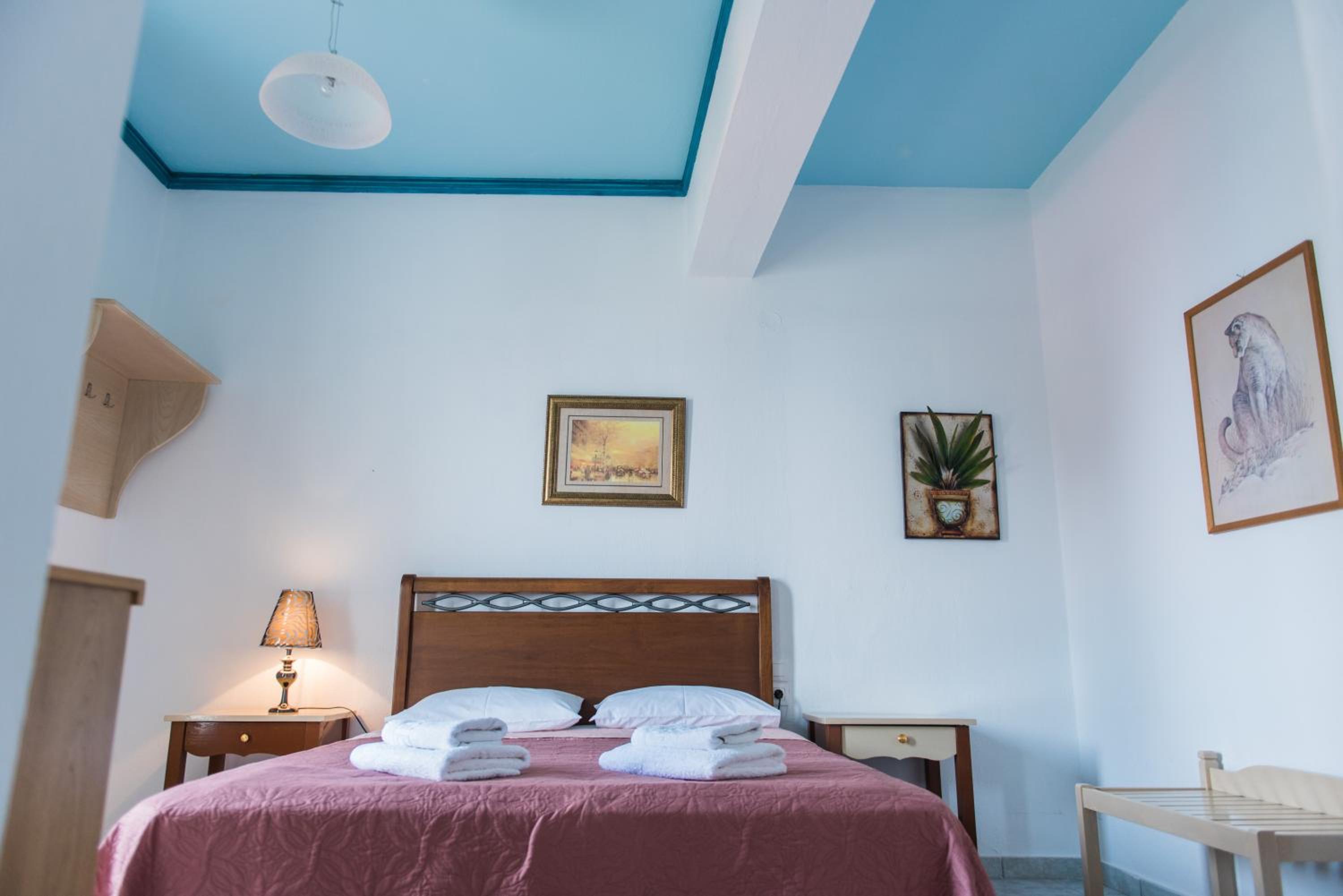 Double Room with Balcony and Sea View - Photo 21