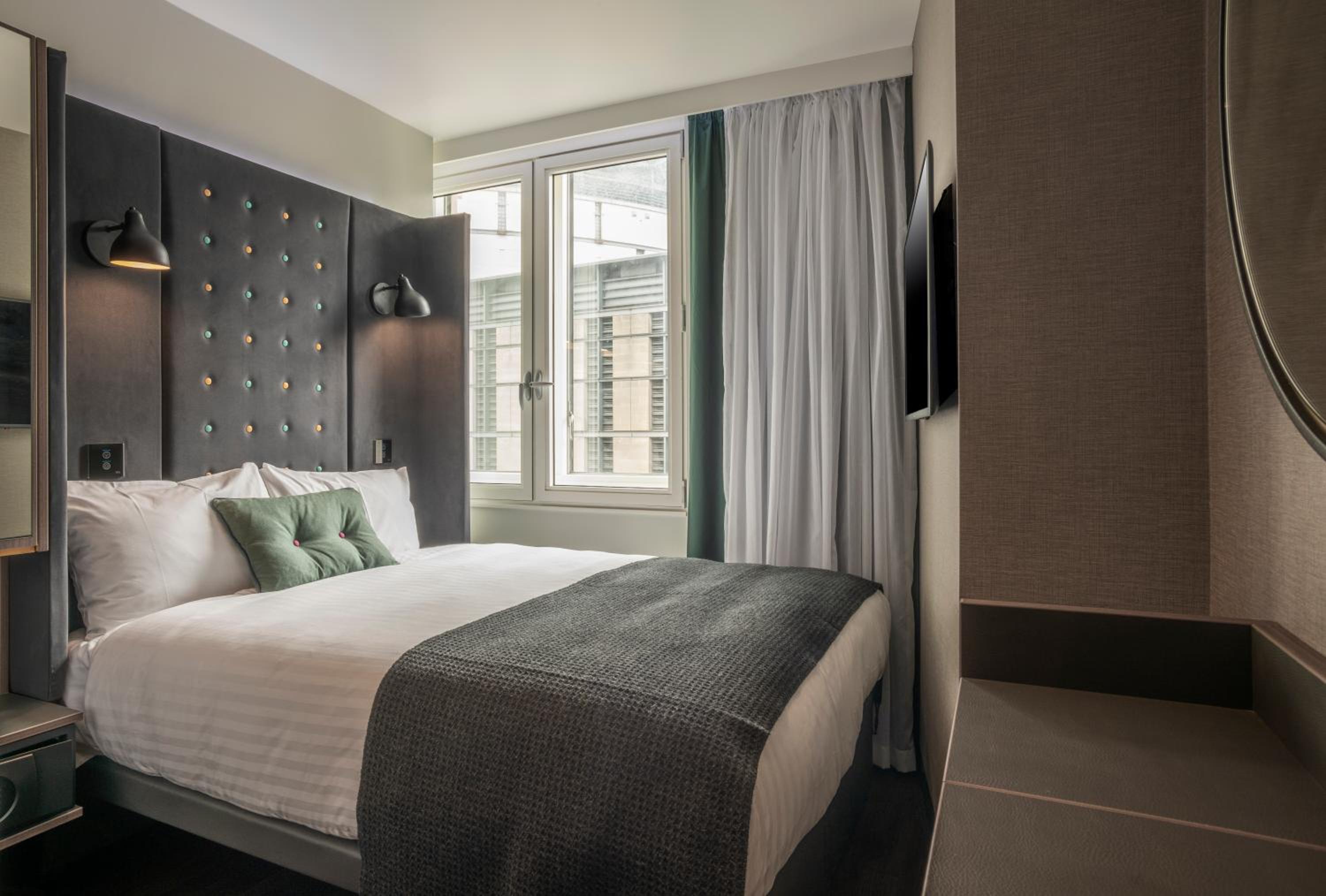 Cozy Double with Window