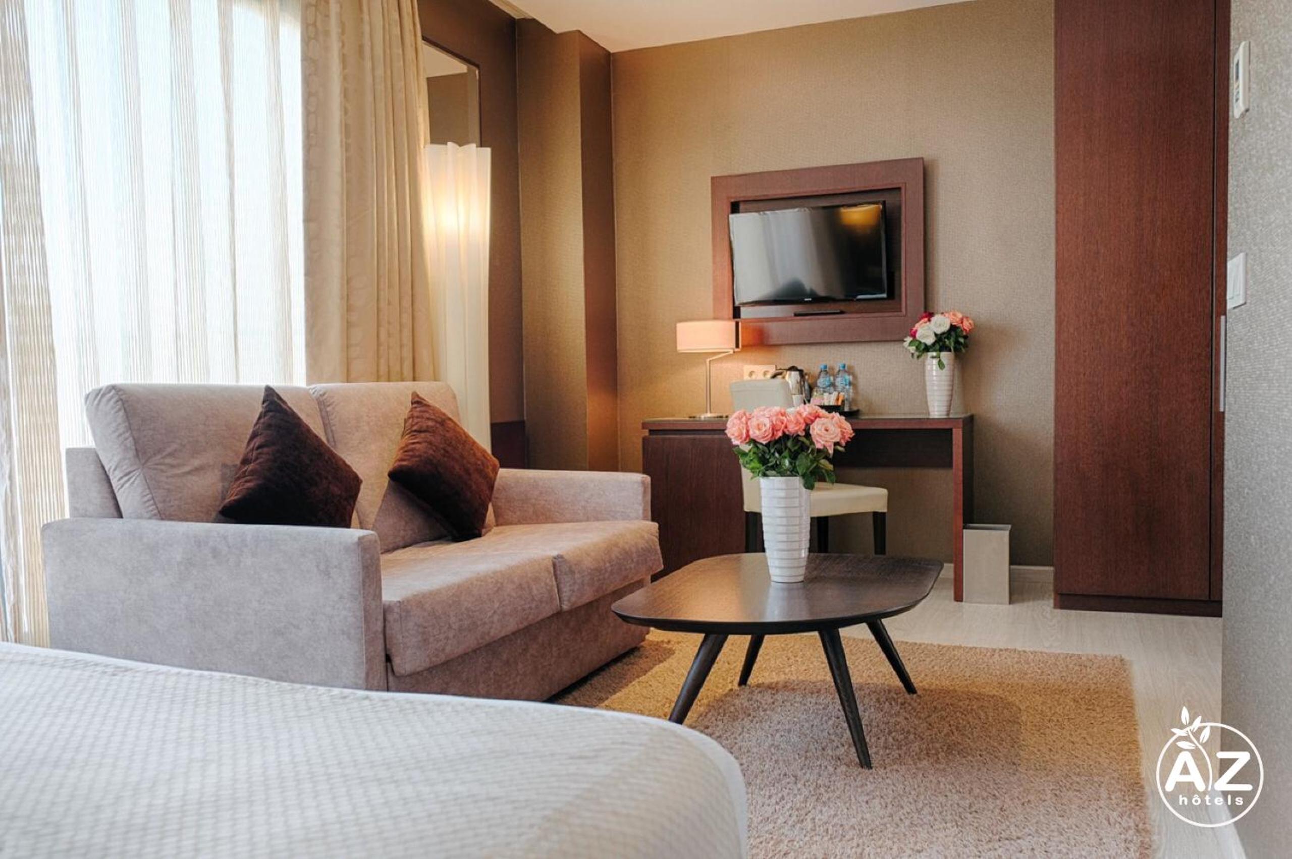 Large Double Room