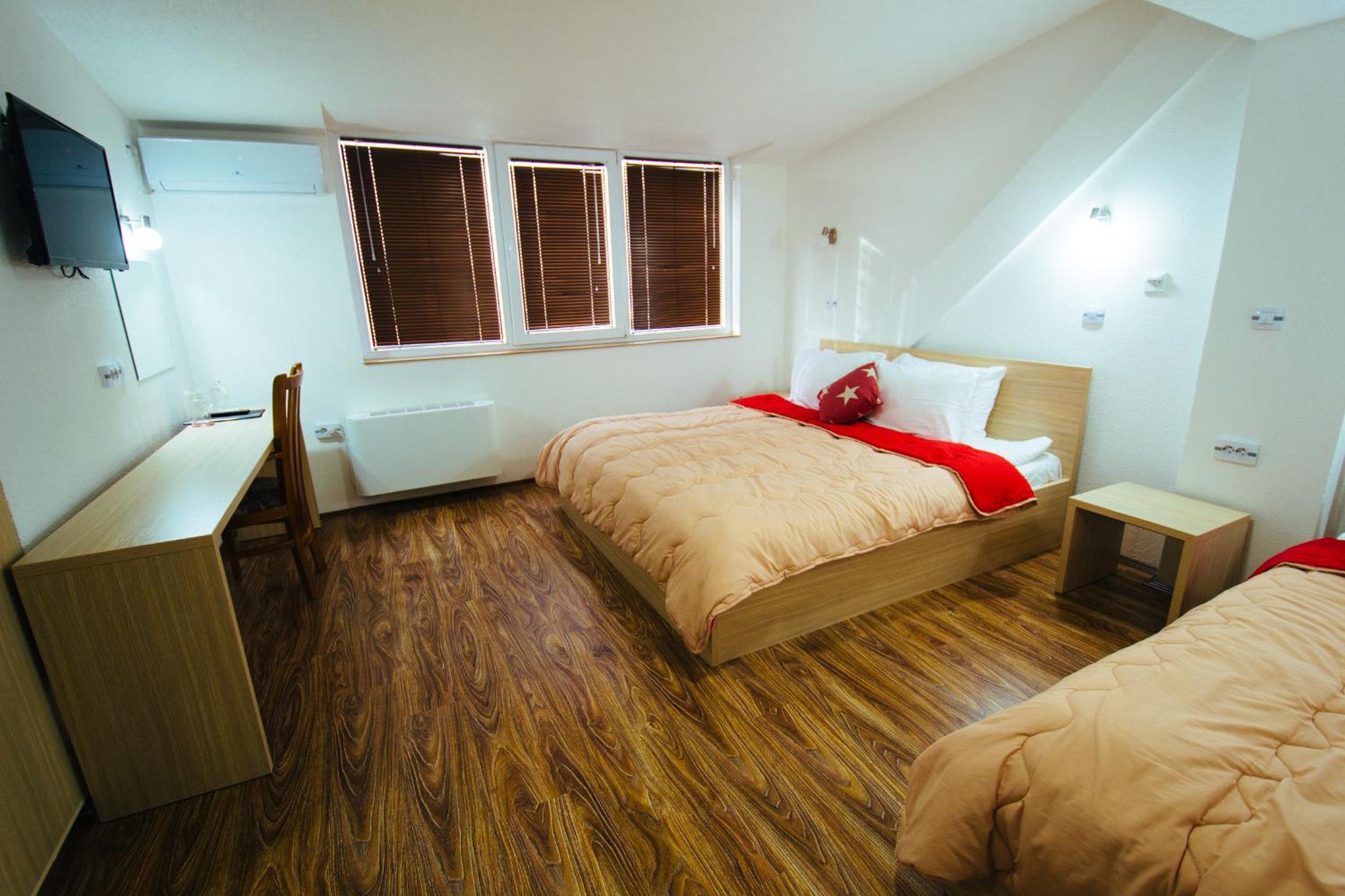 Triple Room - Photo 3