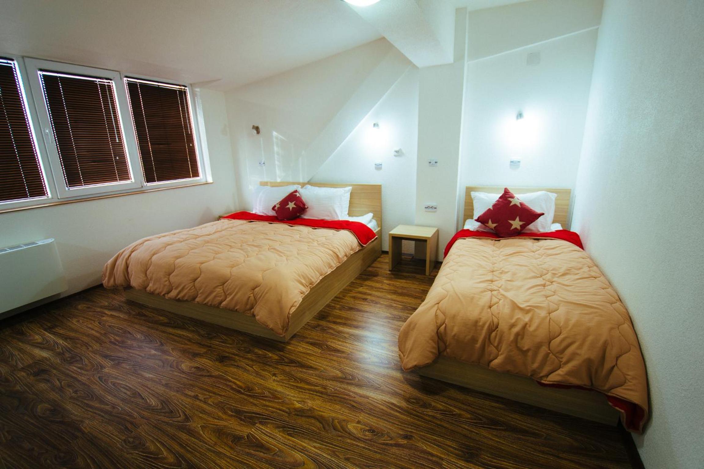 Triple Room - Photo 2