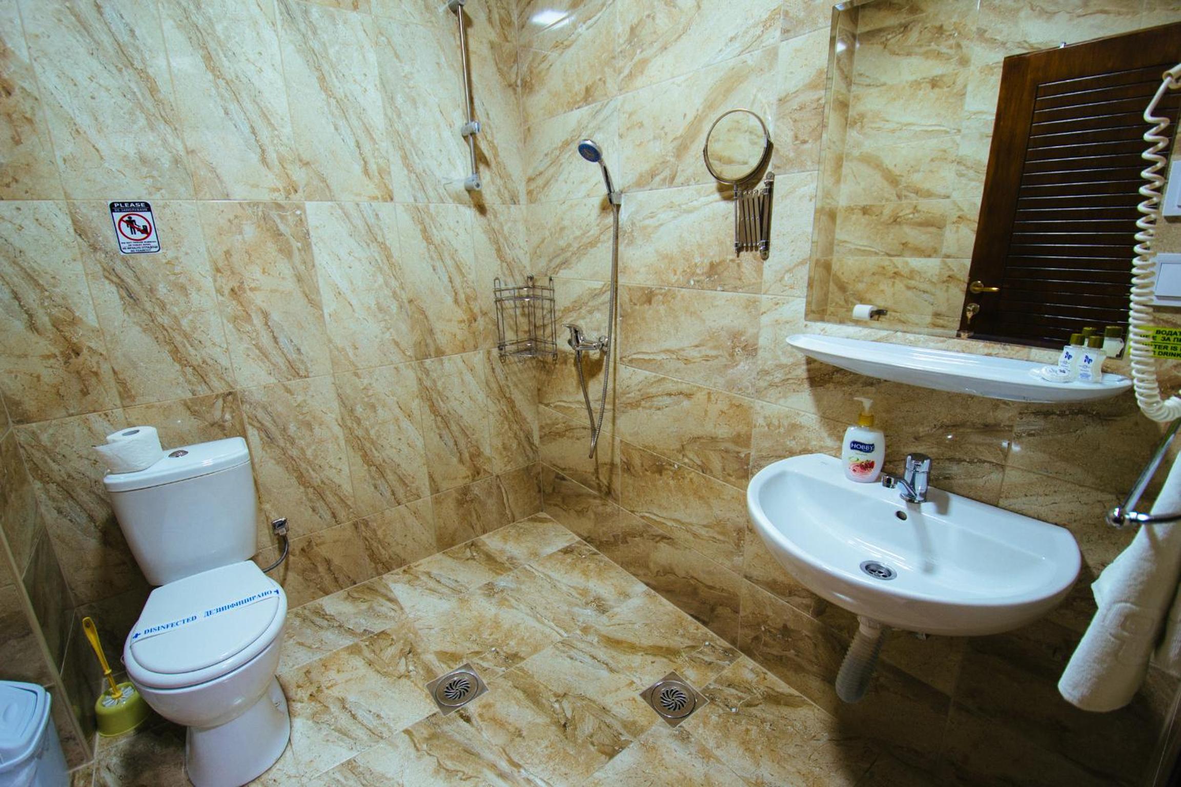 Triple Room - Photo 4