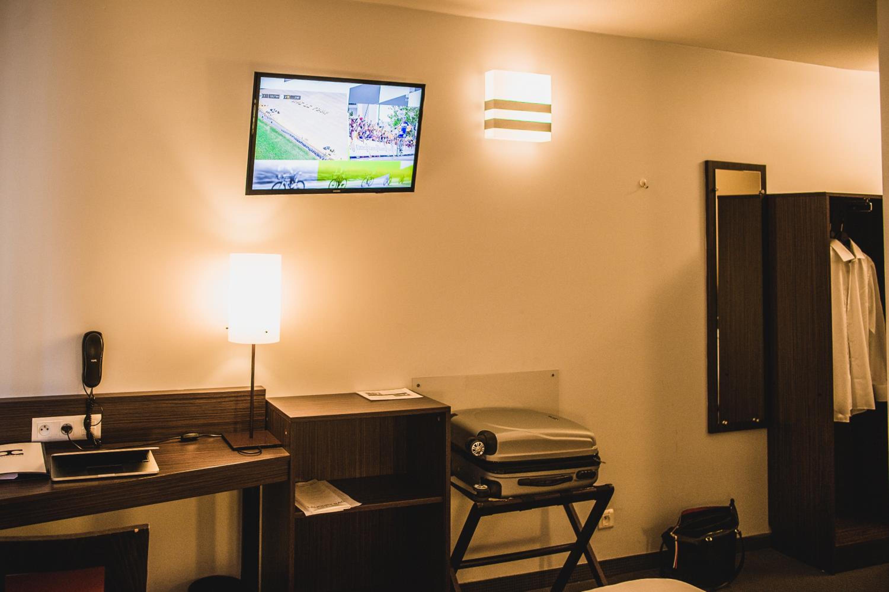 Special Offer - Twin Room with Parking