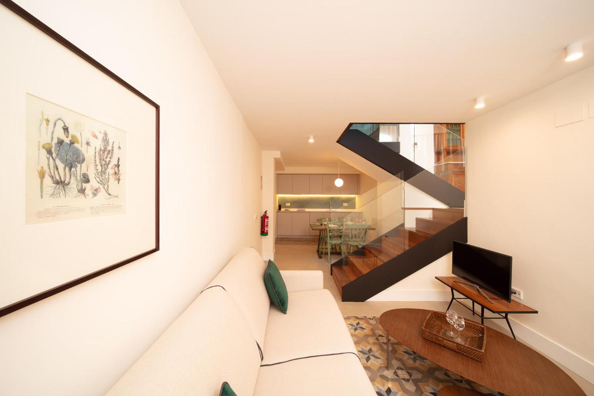 Two-Bedroom Apartment - Photo 15