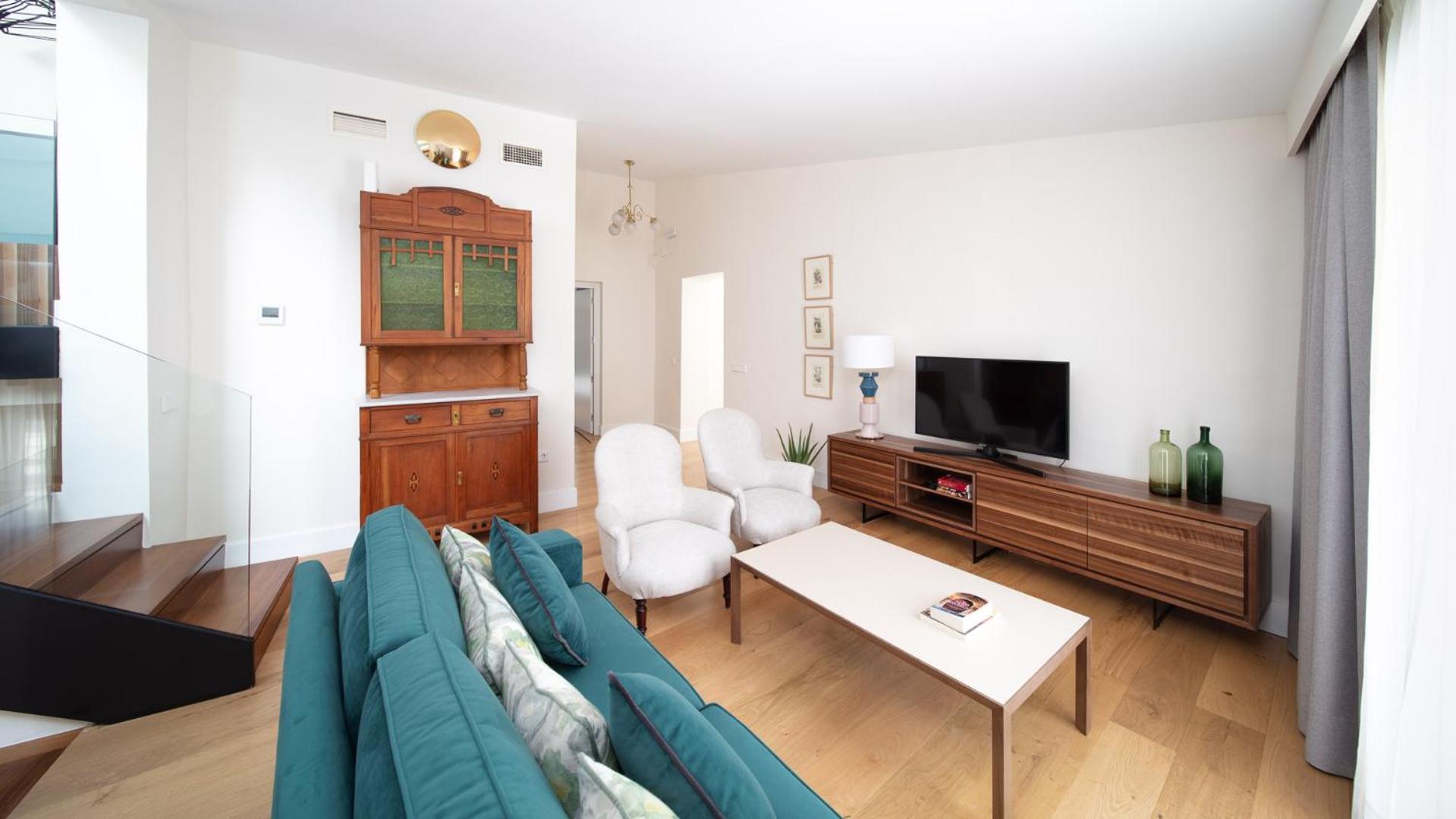 Two-Bedroom Apartment - Photo 11
