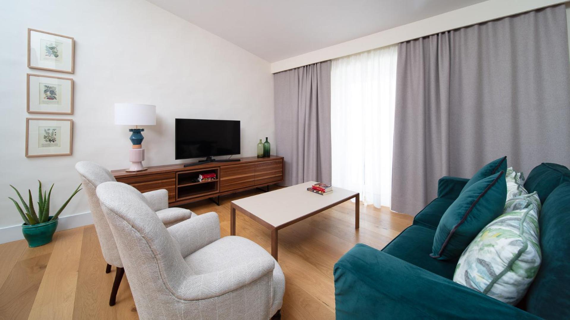 Two-Bedroom Apartment - Photo 9
