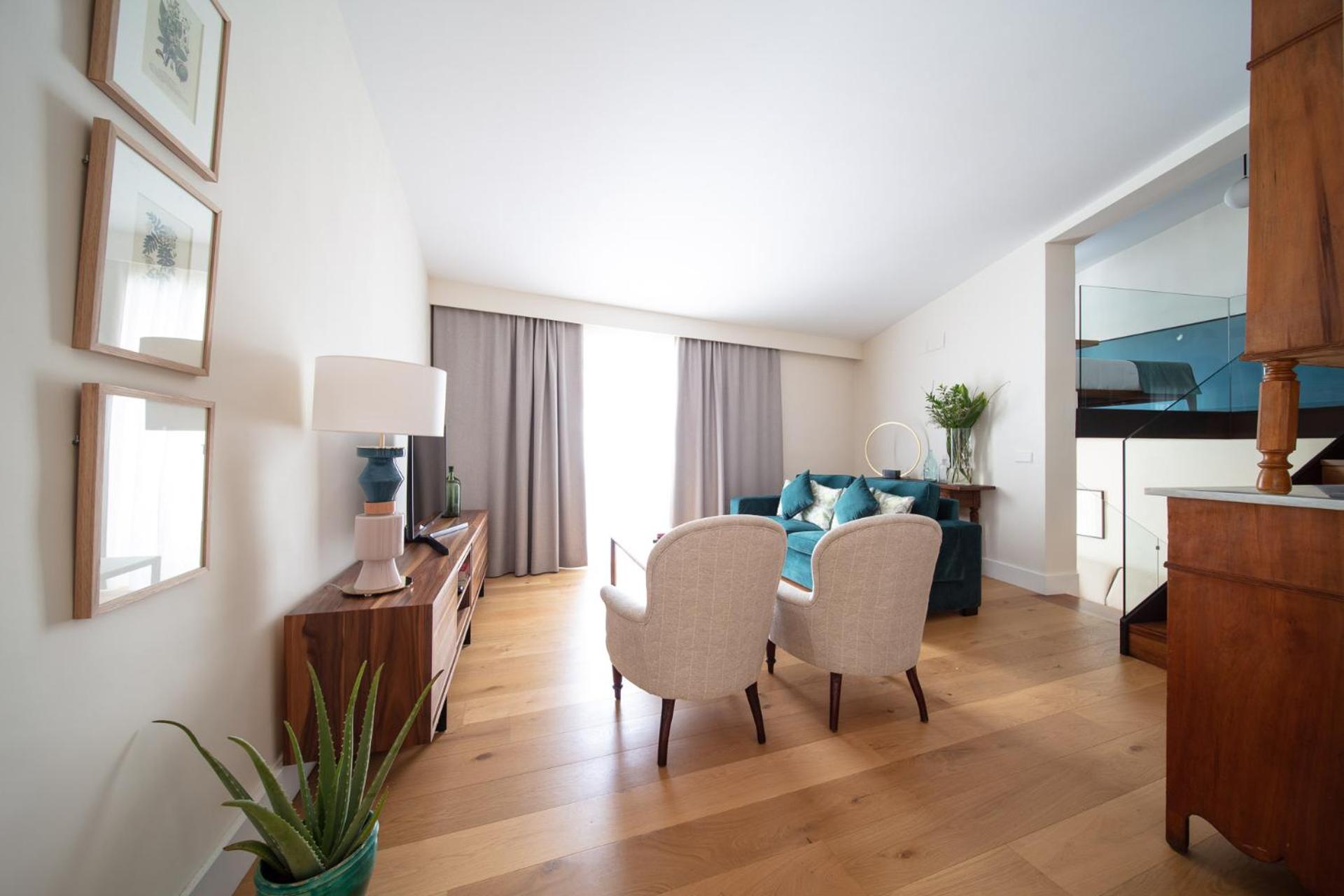 Two-Bedroom Apartment - Photo 8