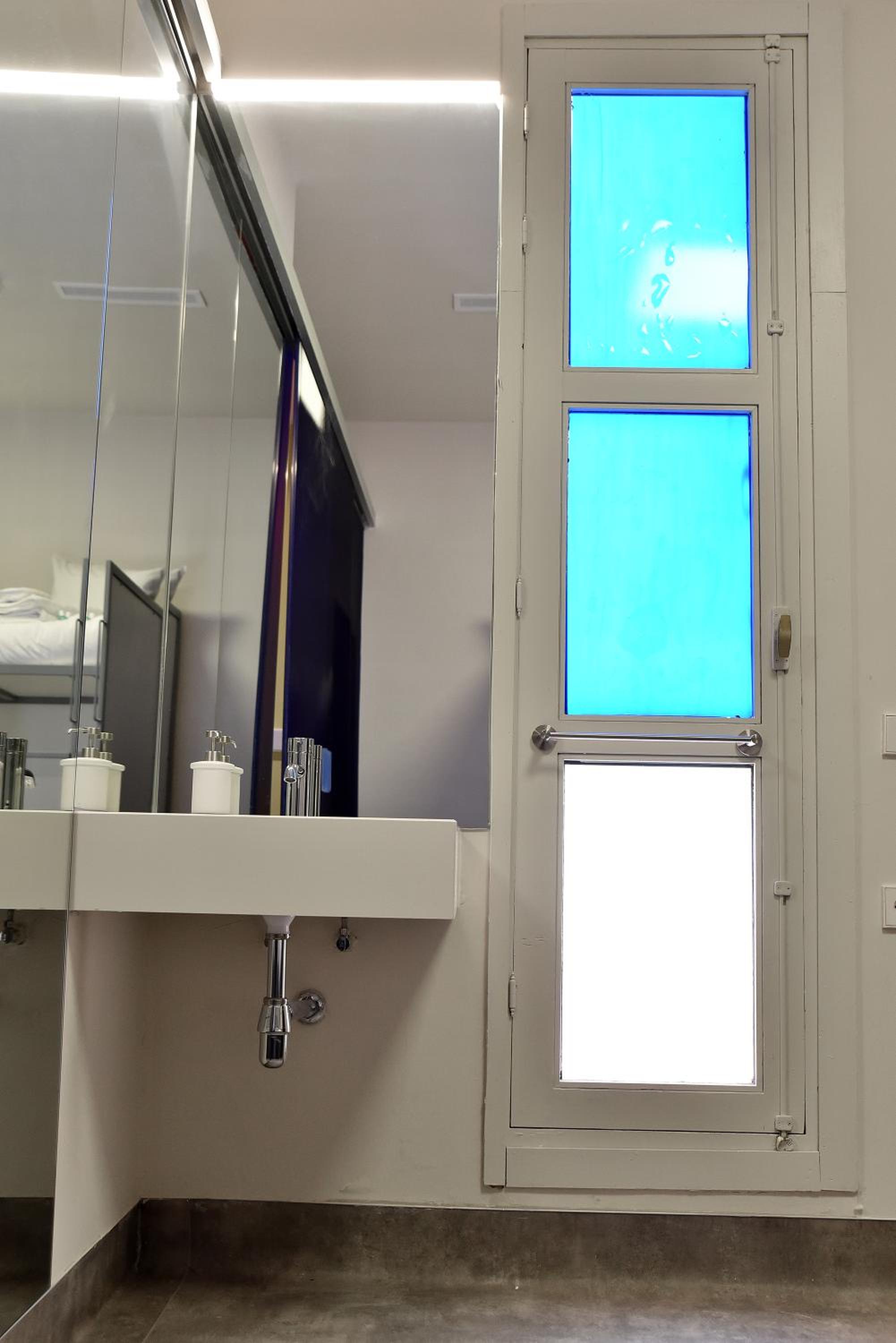 Triple Room with Bathroom photo 2