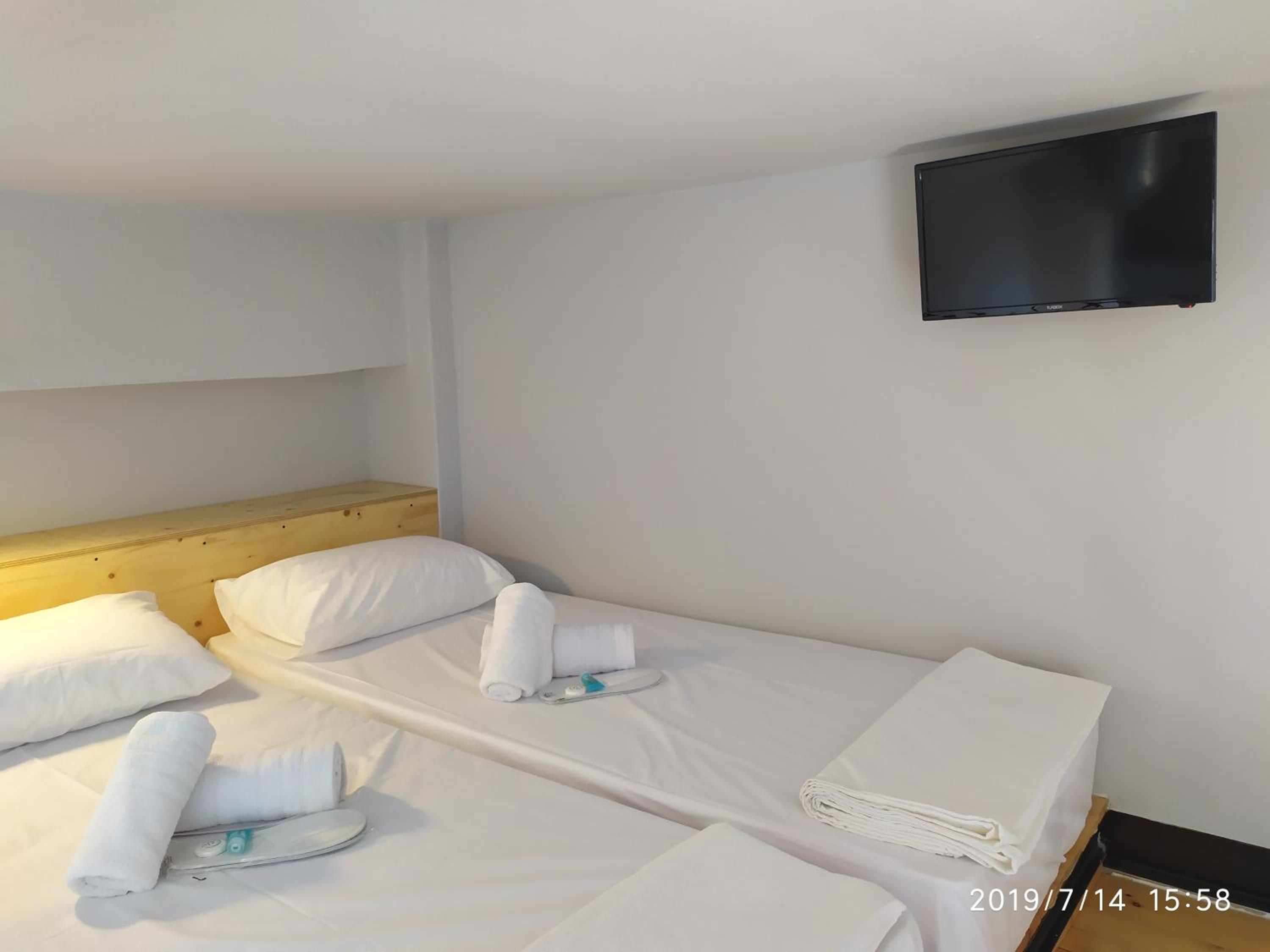 One-Bedroom Apartment - Photo 8