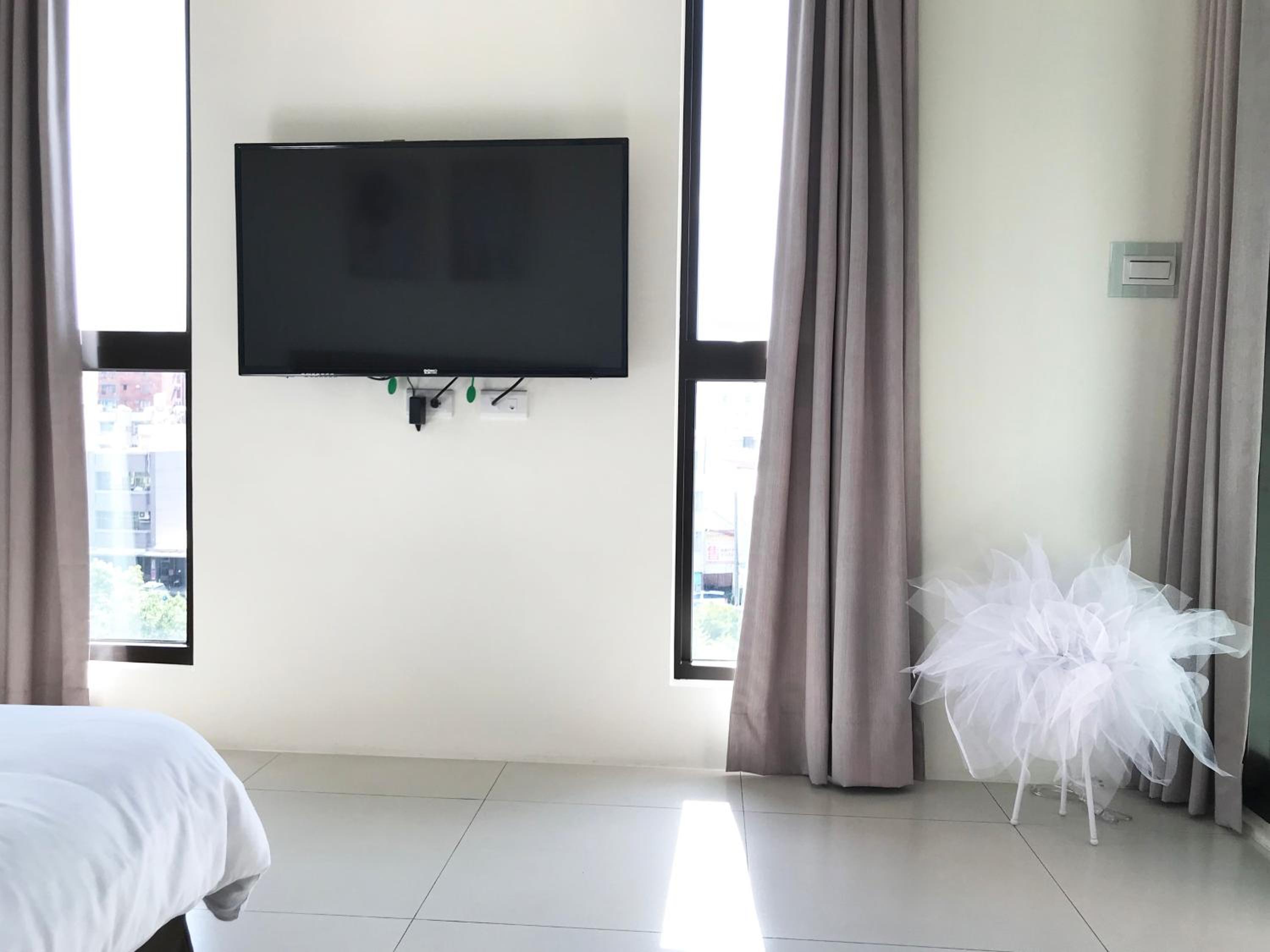 Double Room - Photo 5