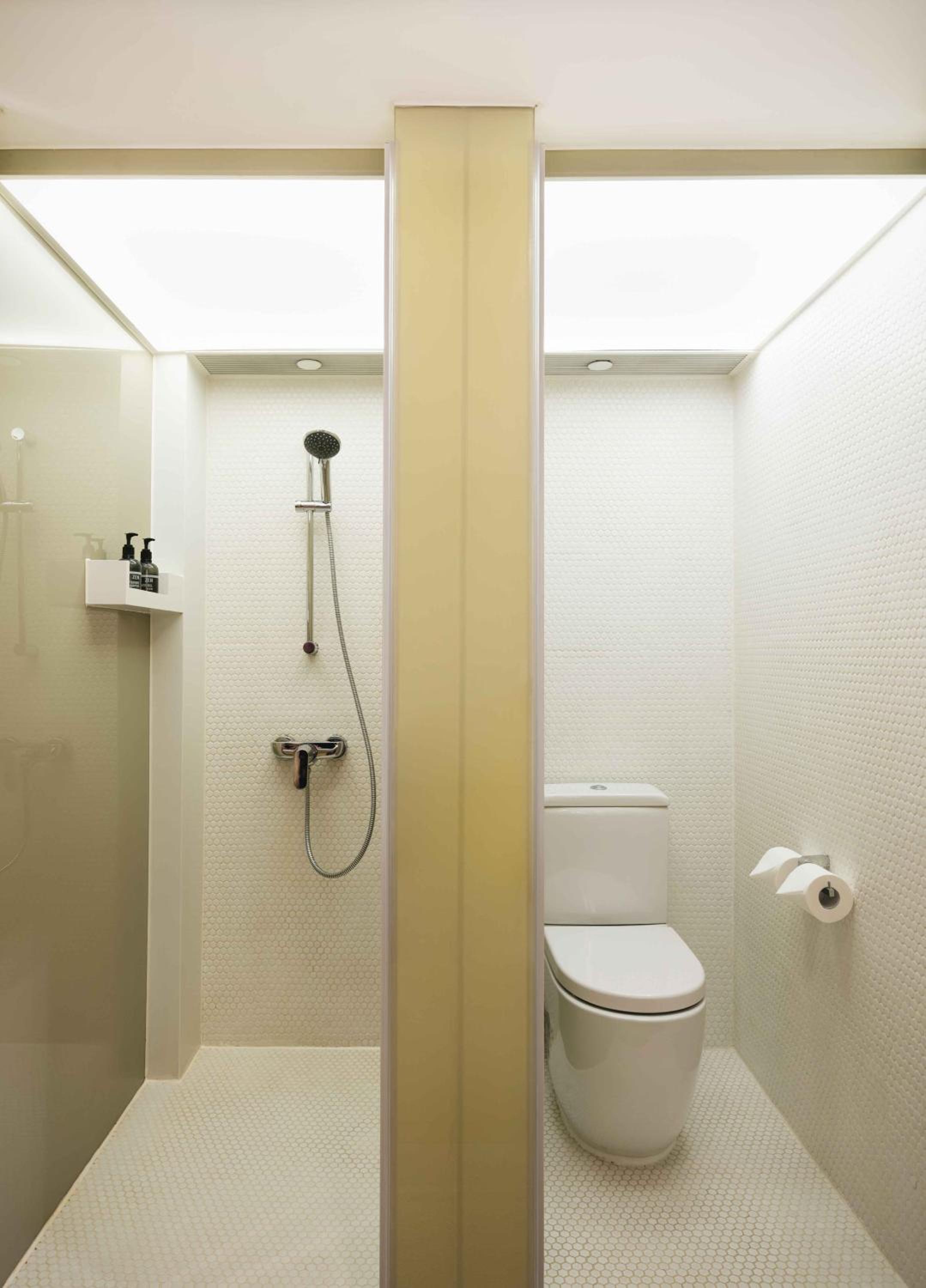 Cabin Room (Studio Style) photo 2