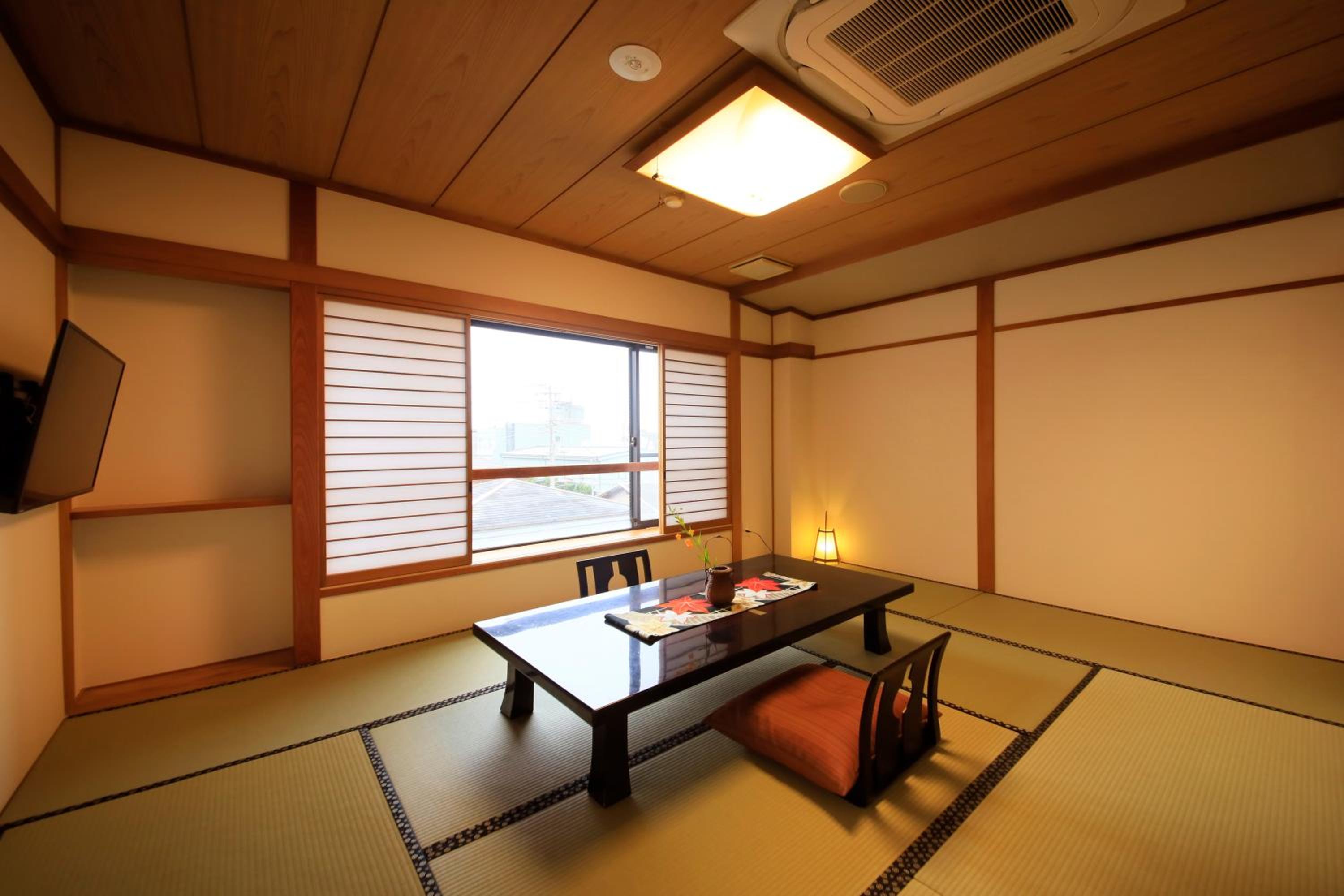 Japanese-Style Standard Room - Photo 3
