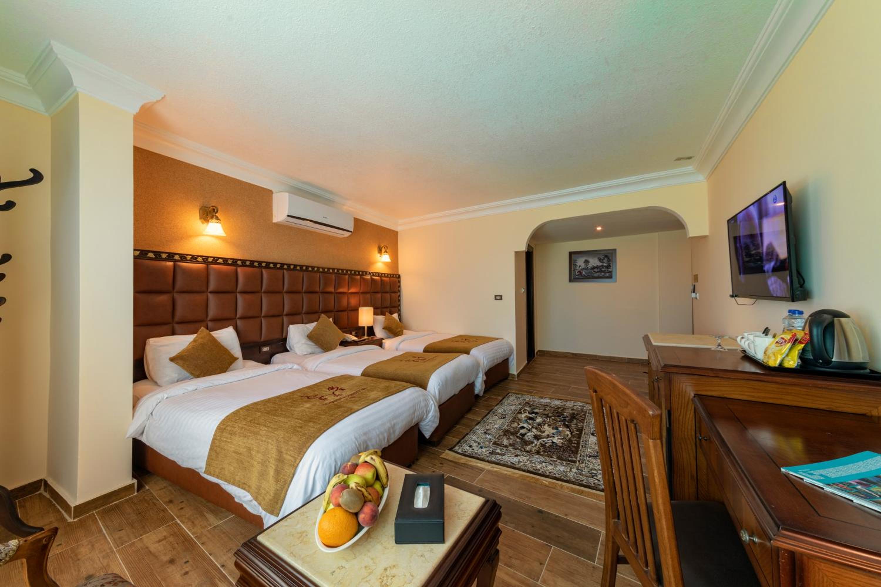 Deluxe Triple Room photo 1