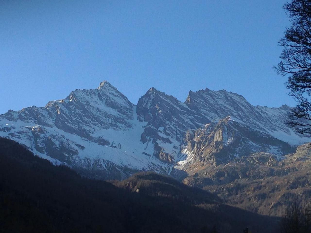 One-Bedroom House - Photo 37