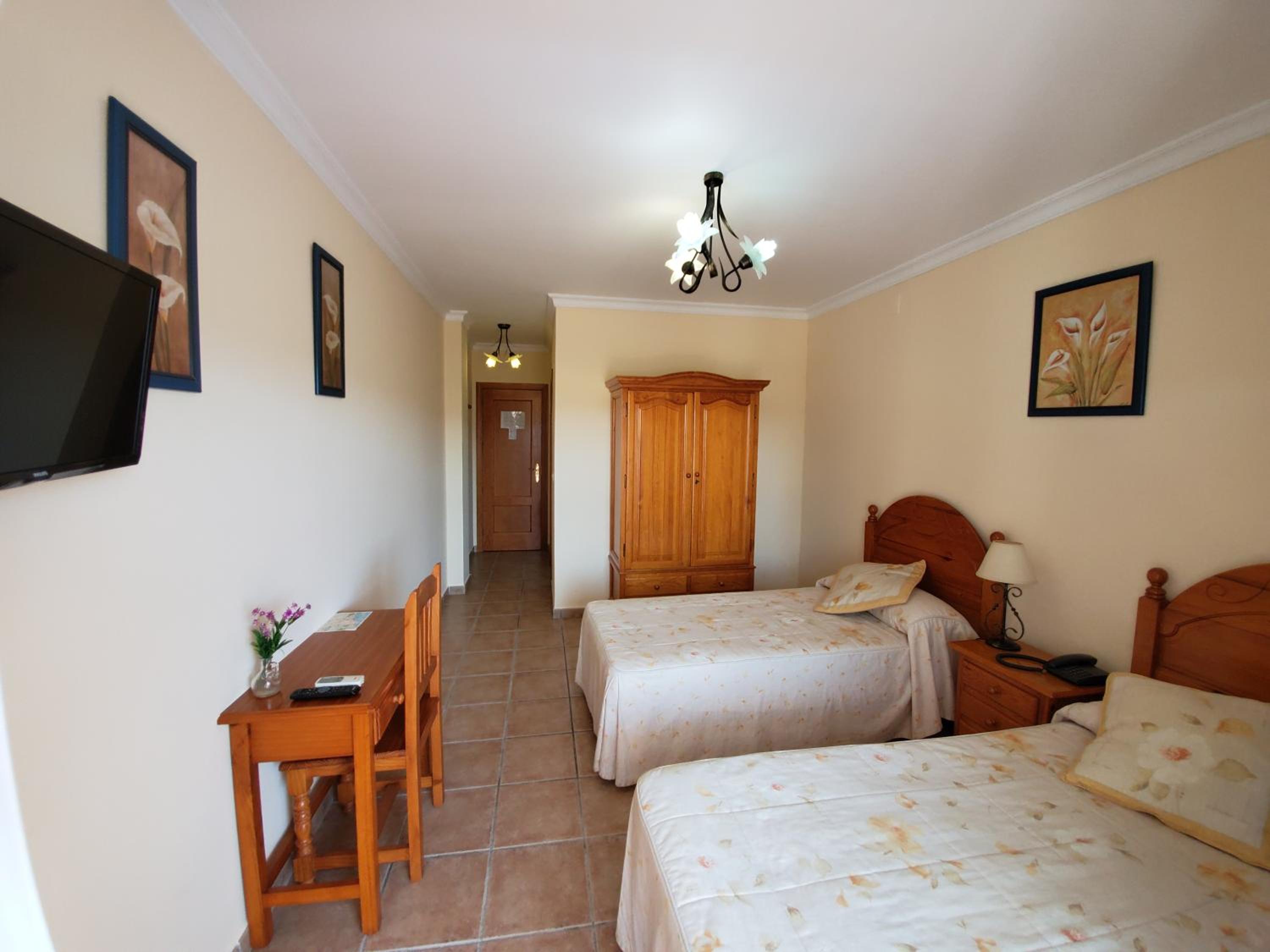 Single Room with Mountain View photo 2