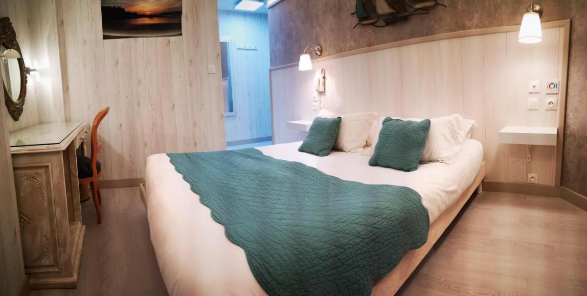 Small Double or Twin Room photo 1