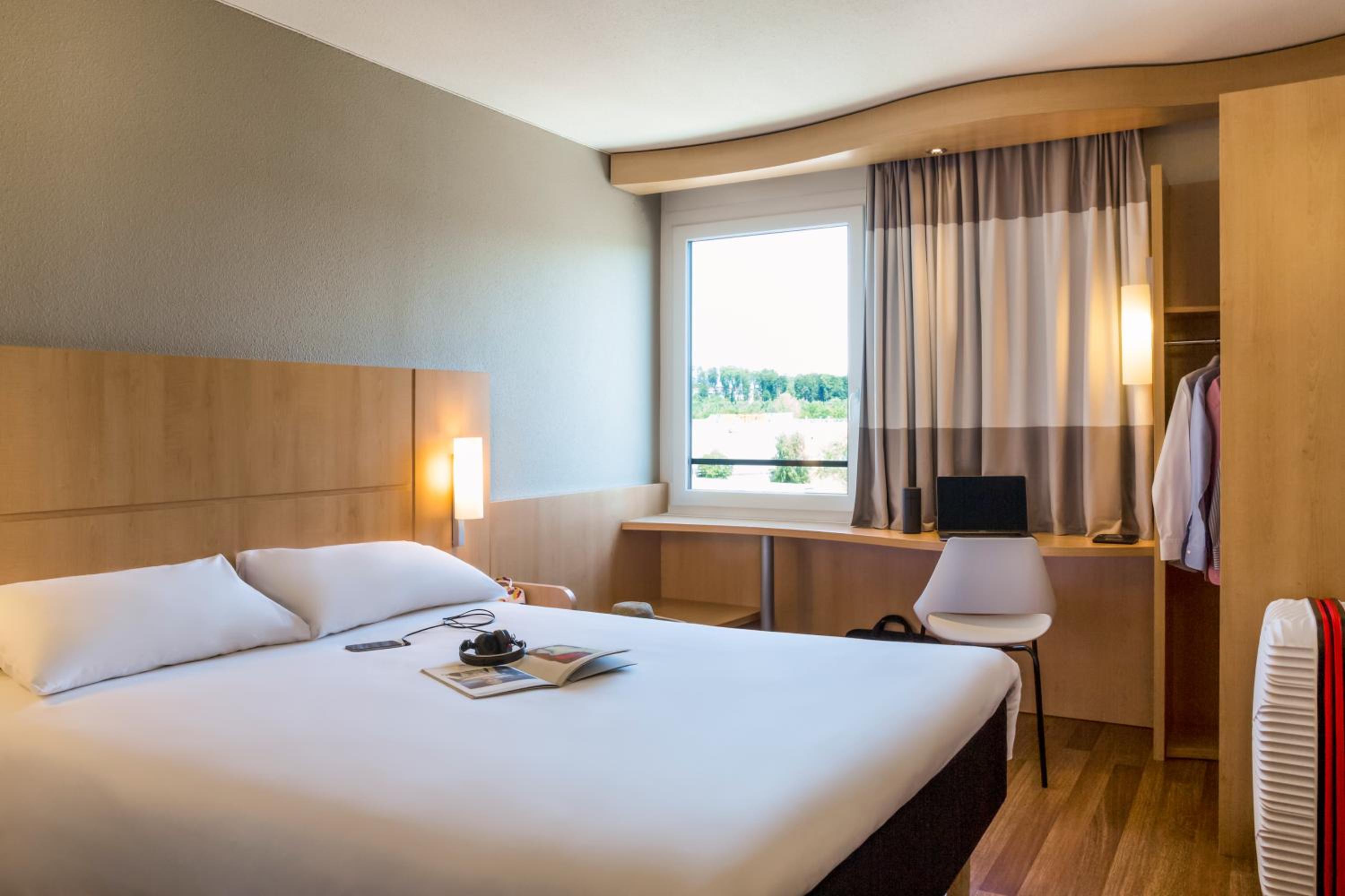 Standard Double Room - Photo 1