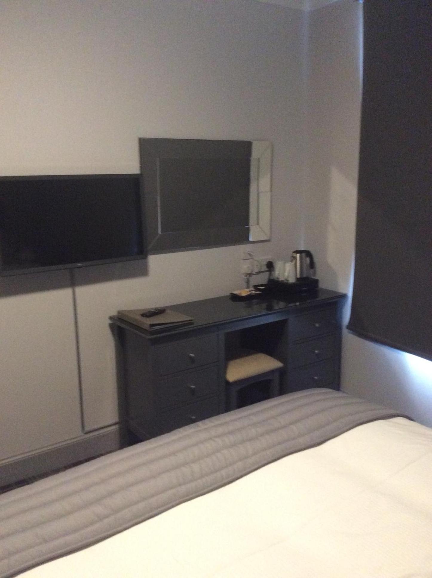 Family Room - Photo 3