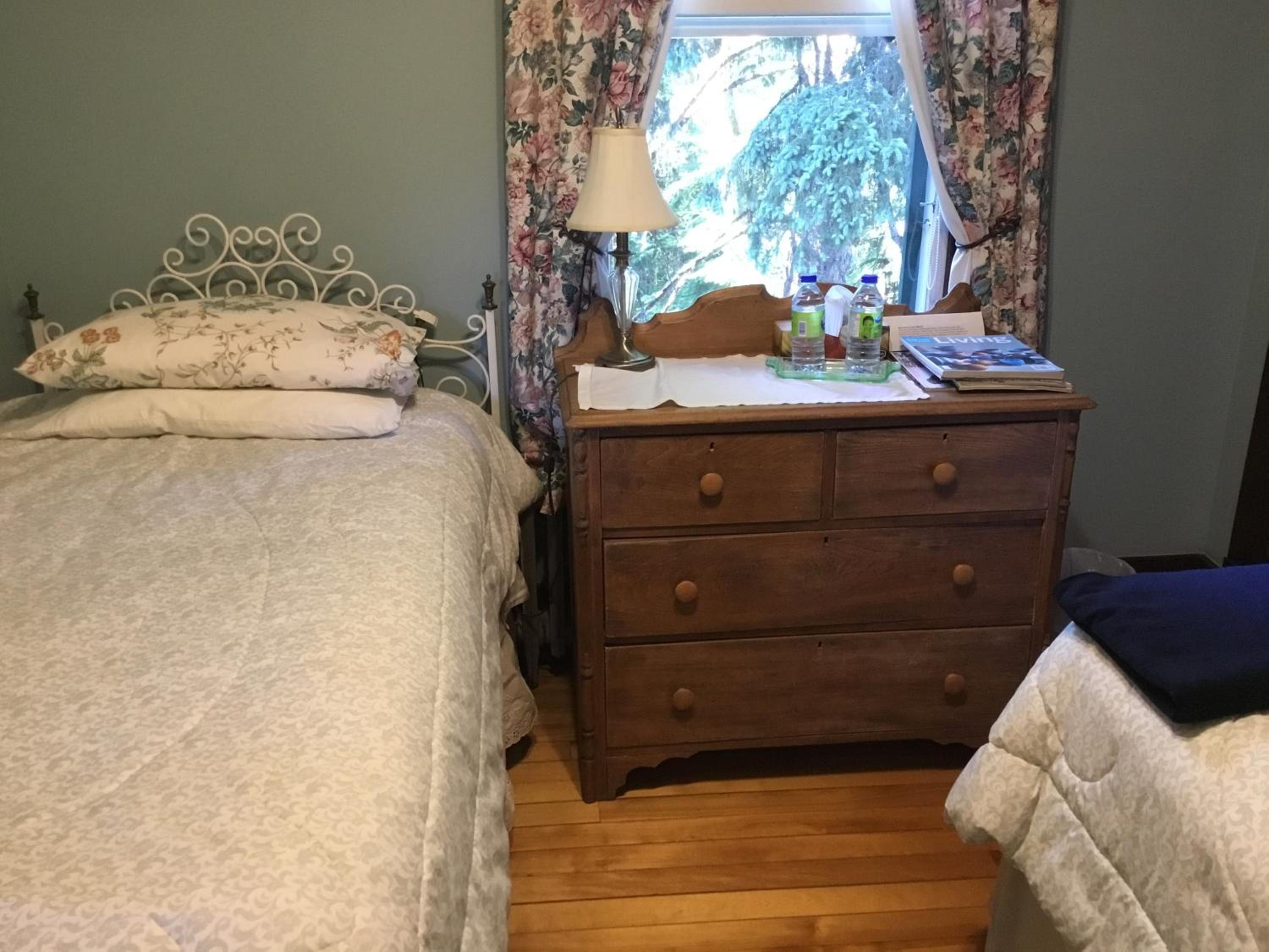 Double or Twin Room photo 2