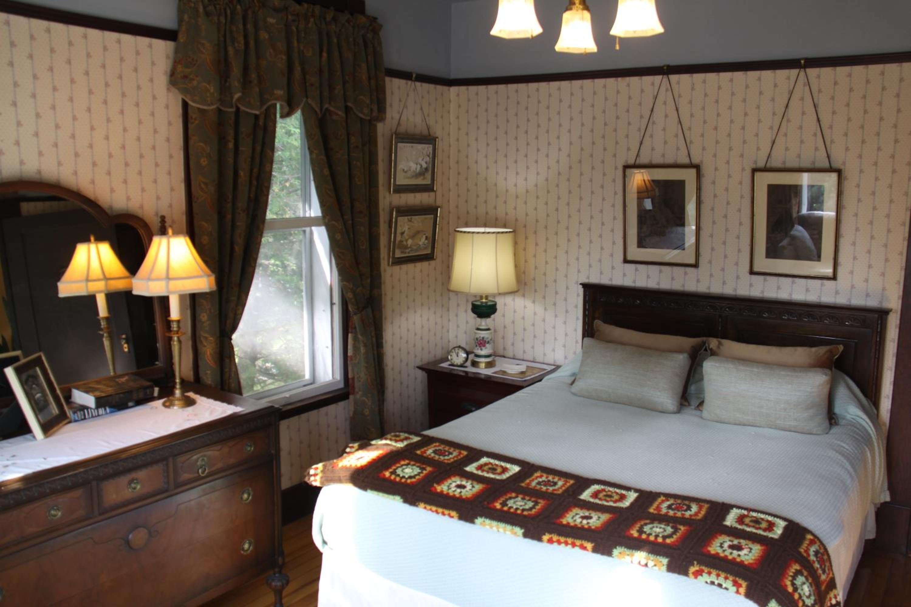 Deluxe Double Room with Shower photo 1