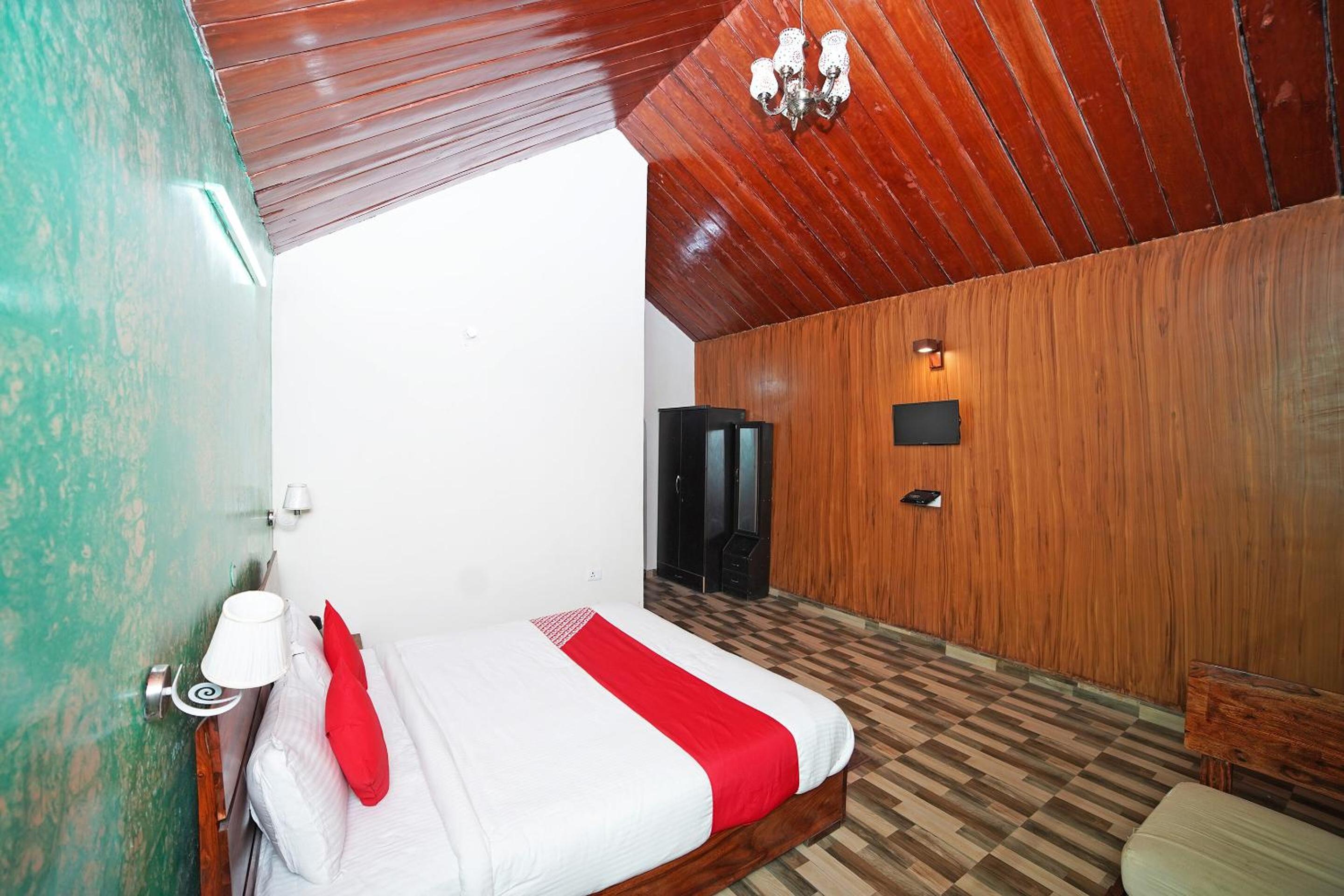 Deluxe Triple Room - Photo 1
